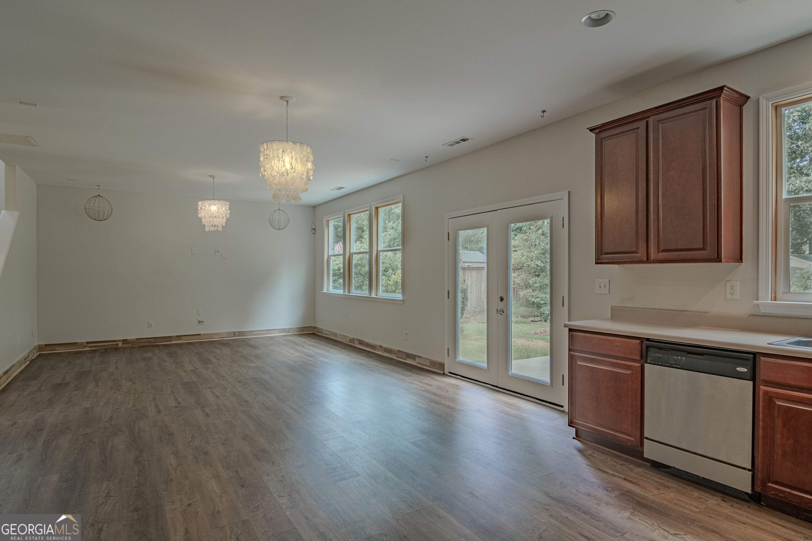 15 Nolen Drive Property Photo 14