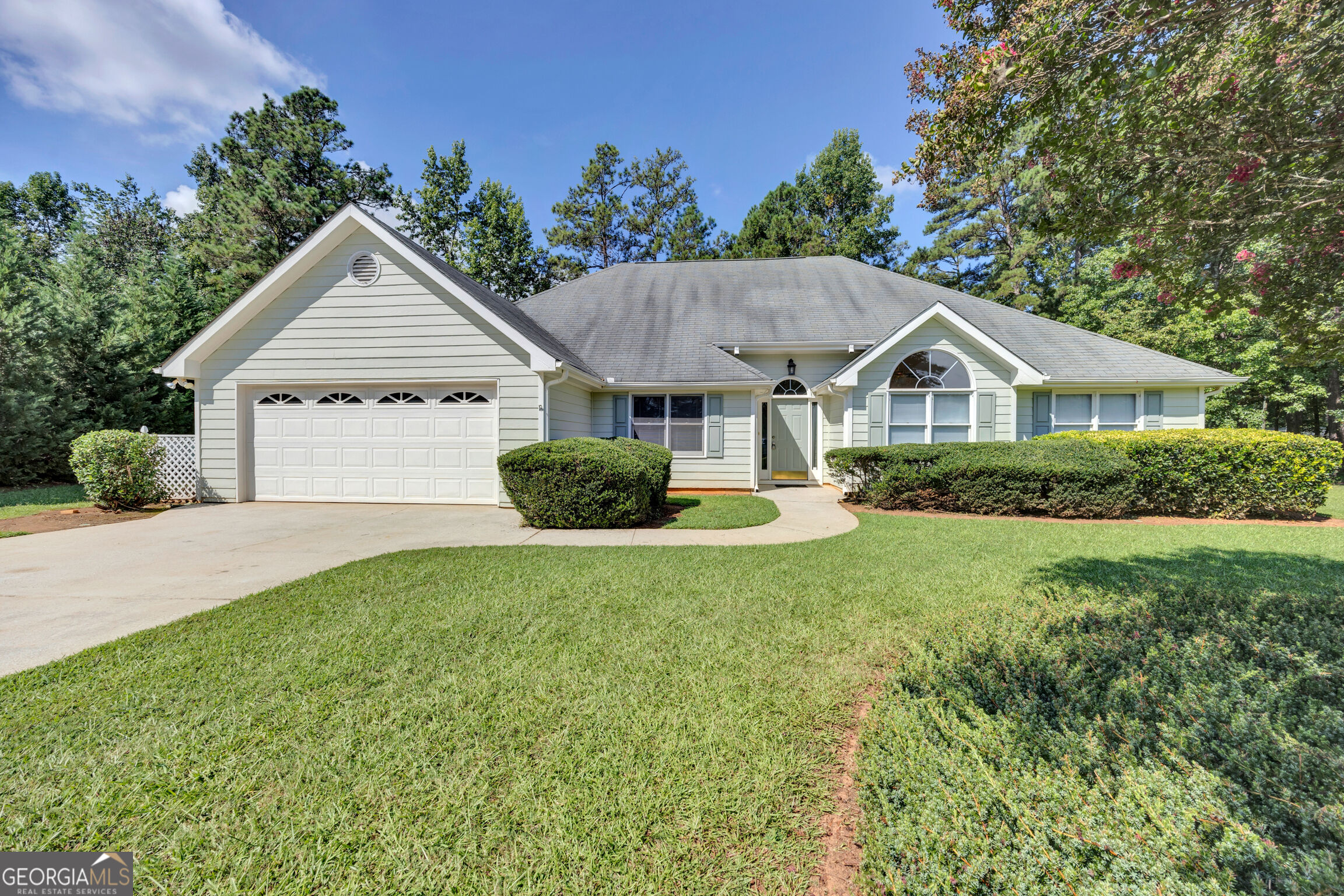 4860 Thornwood Drive Property Photo 1