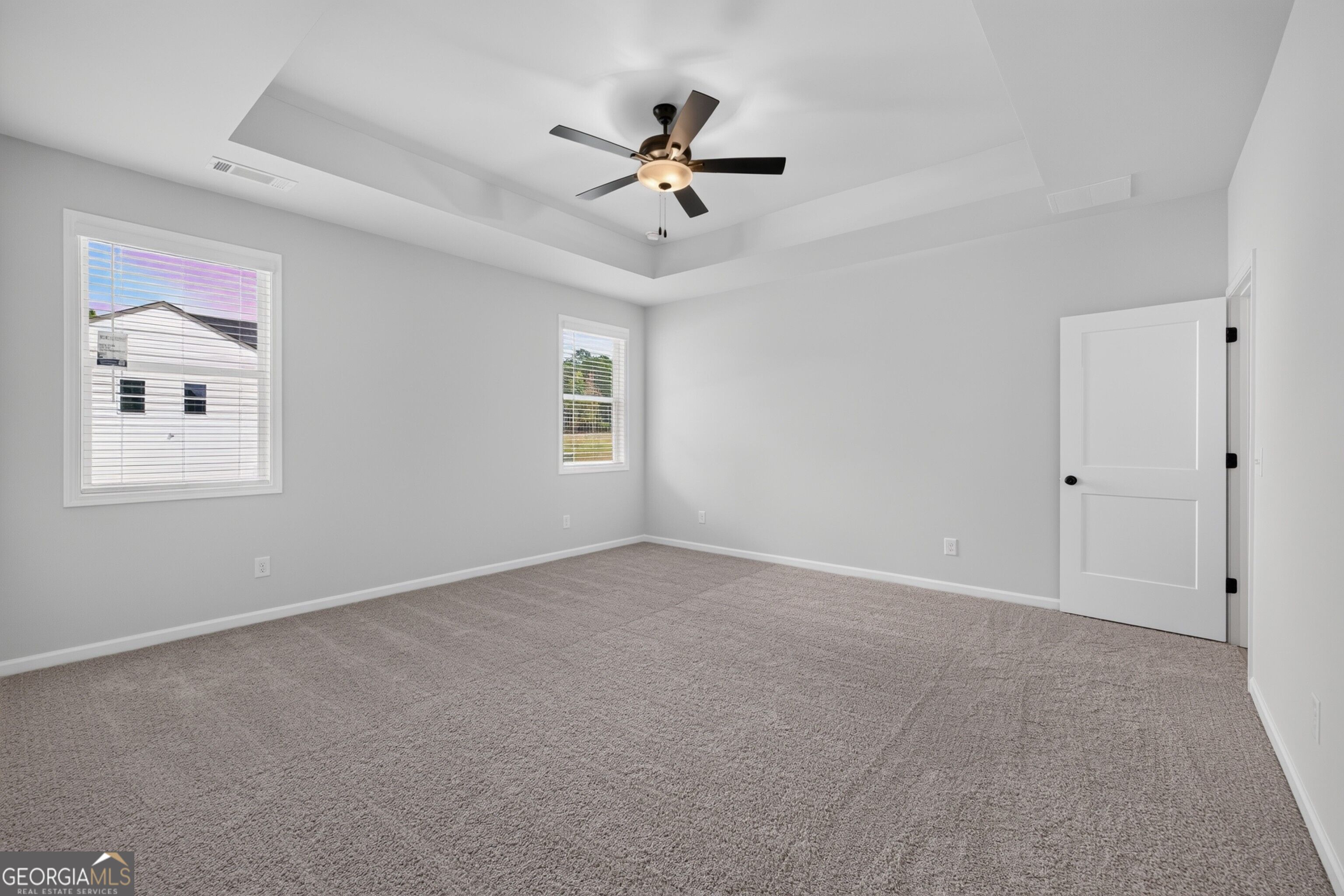 144 Eagles Crest Drive Property Photo 5