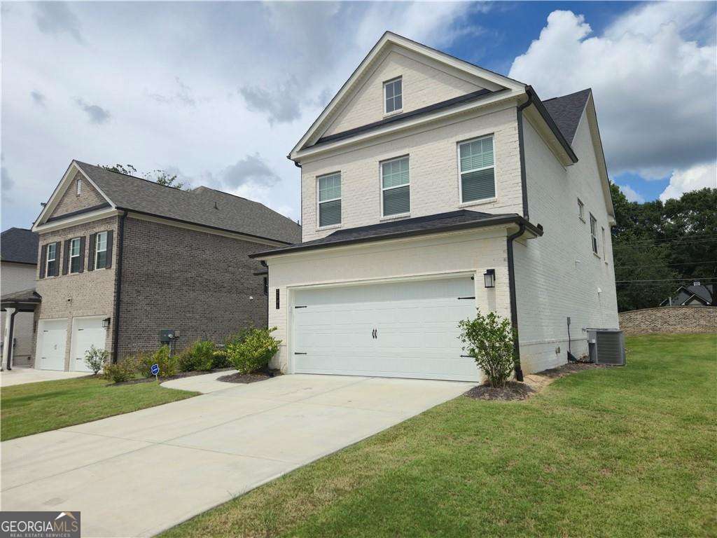 2101 Ecoland Drive Property Photo 2