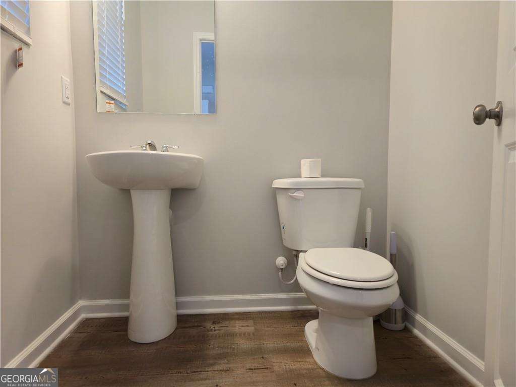 2101 Ecoland Drive Property Photo 7