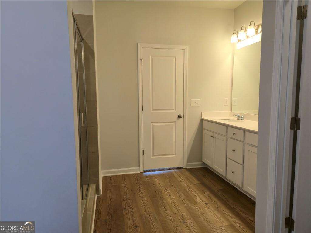 2101 Ecoland Drive Property Photo 9