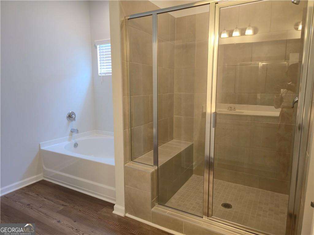 2101 Ecoland Drive Property Photo 11