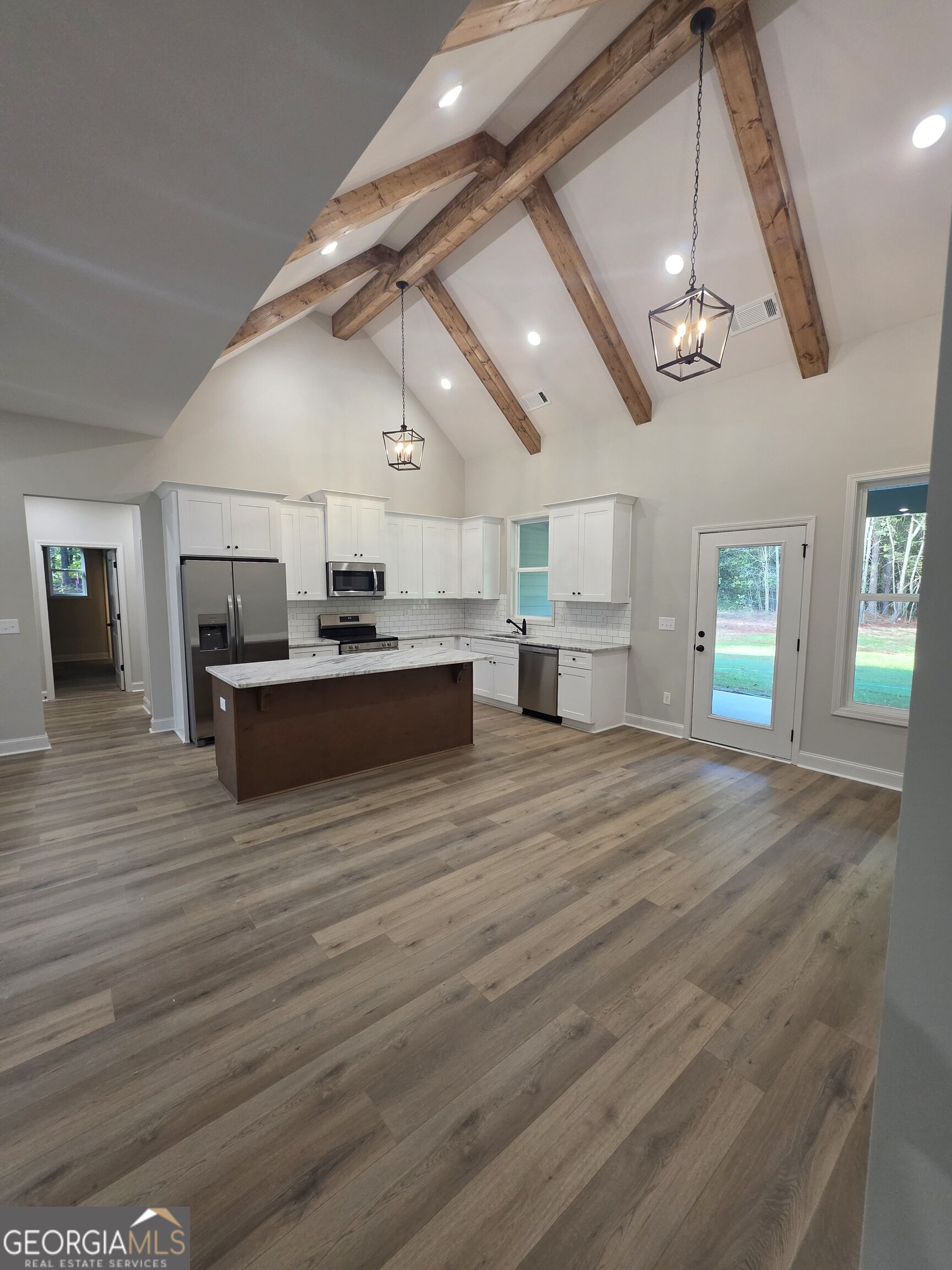 486 Bob Thomas Road Property Photo 3