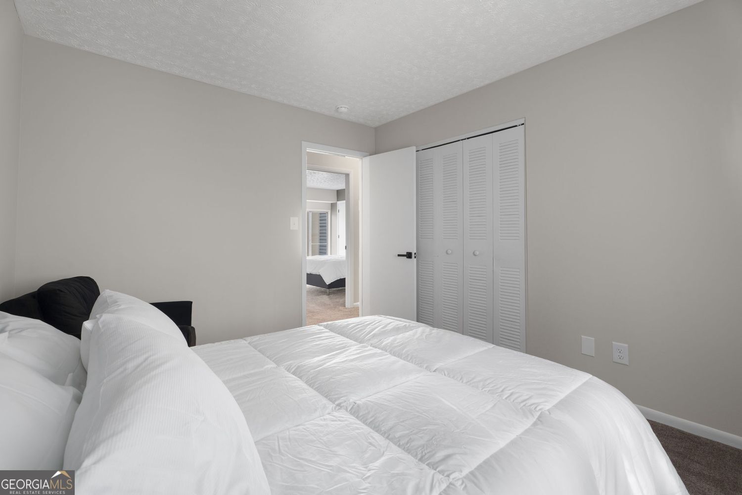 313 Country Club Drive Property Photo 16