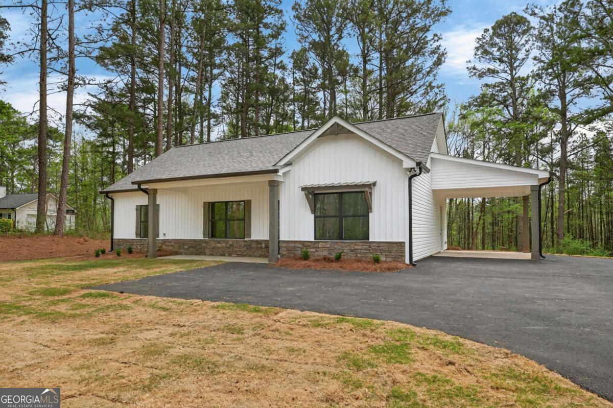 299 Relay Road Property Photo 4