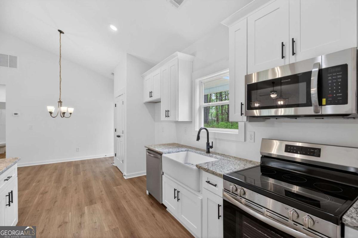 299 Relay Road Property Photo 18