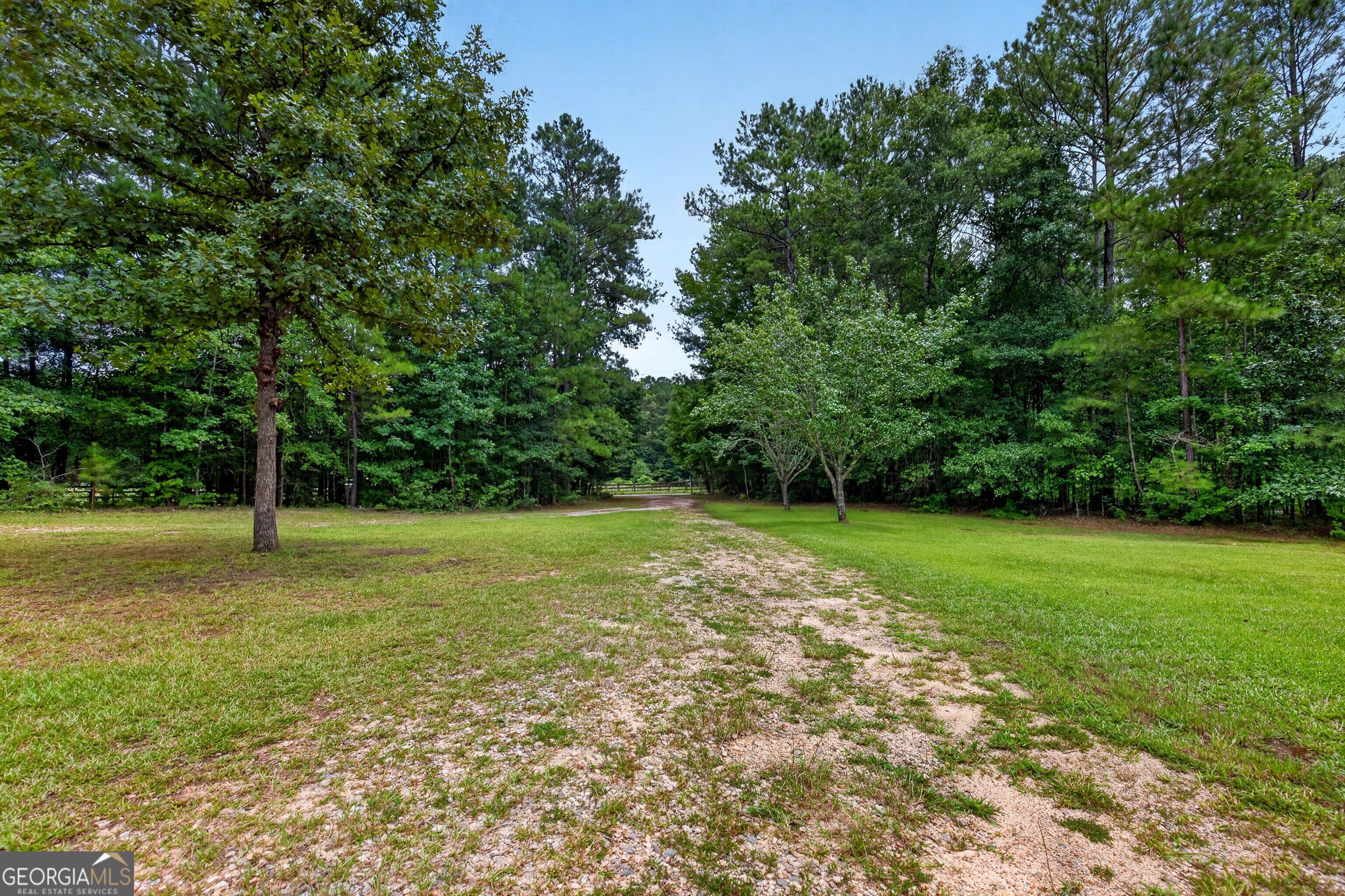 223 Strickland Drive Property Photo 9