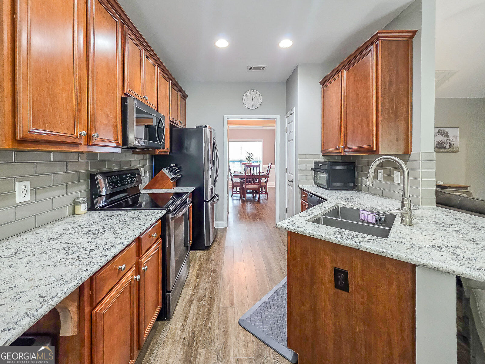 728 Austin Creek Drive Property Photo 4