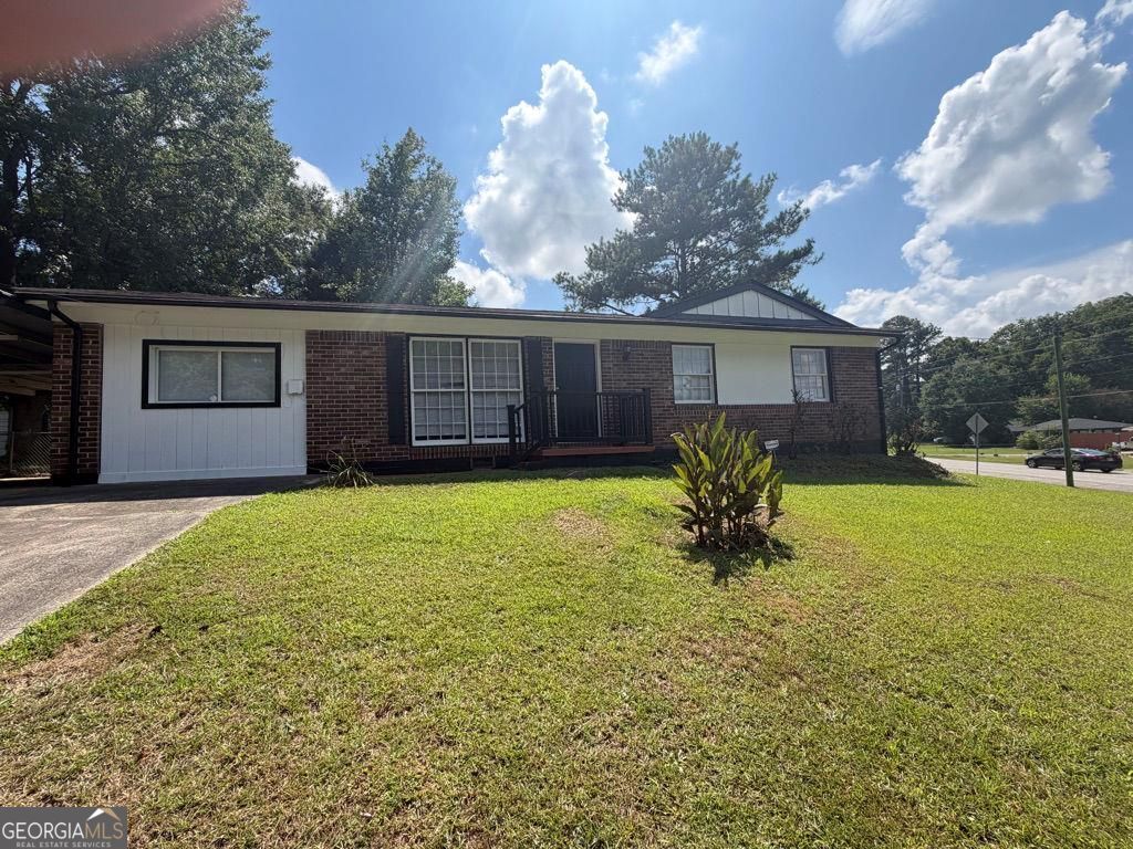 1633 Slate Road Property Photo 1