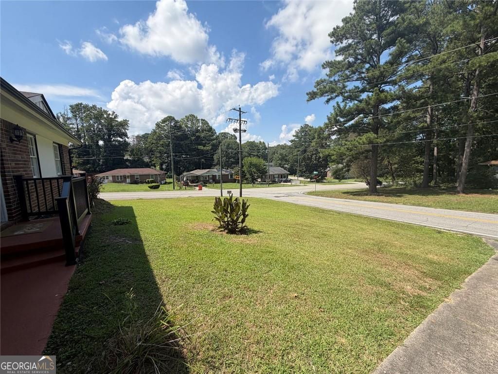 1633 Slate Road Property Photo 2