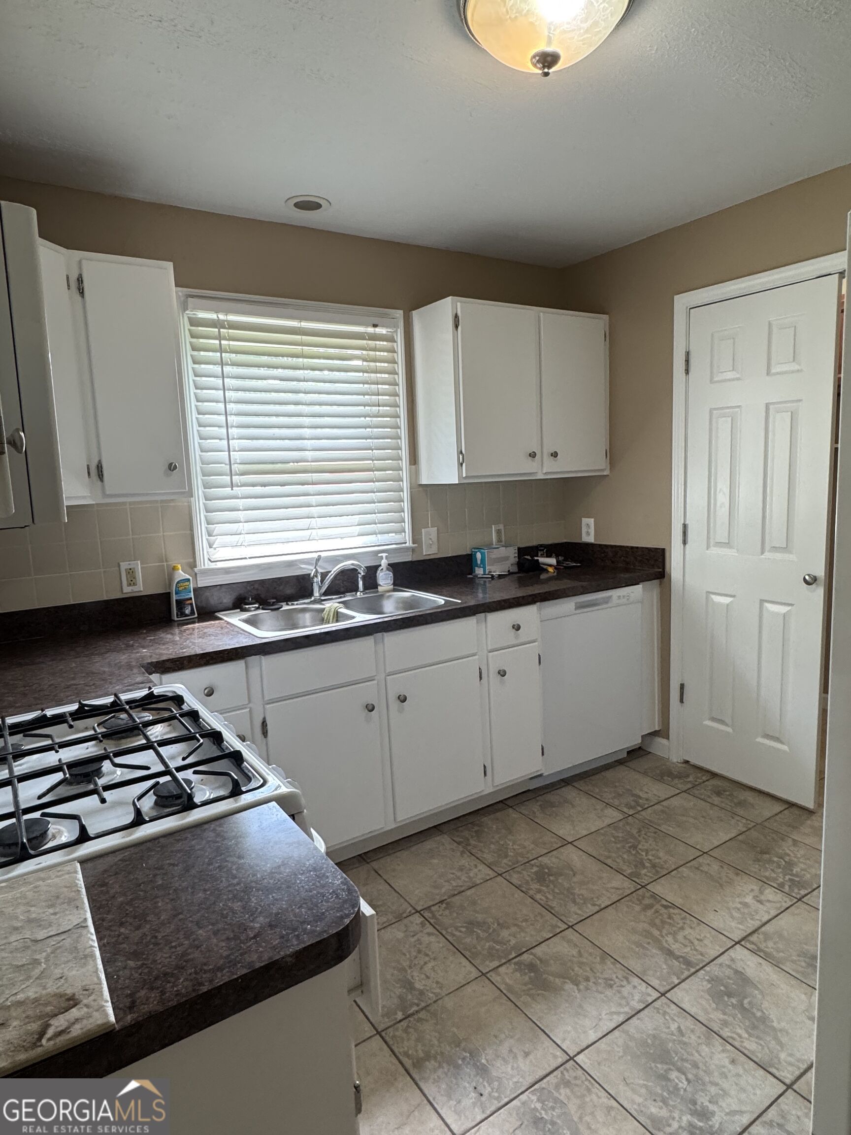 2722 Bold Springs Road Property Photo 7