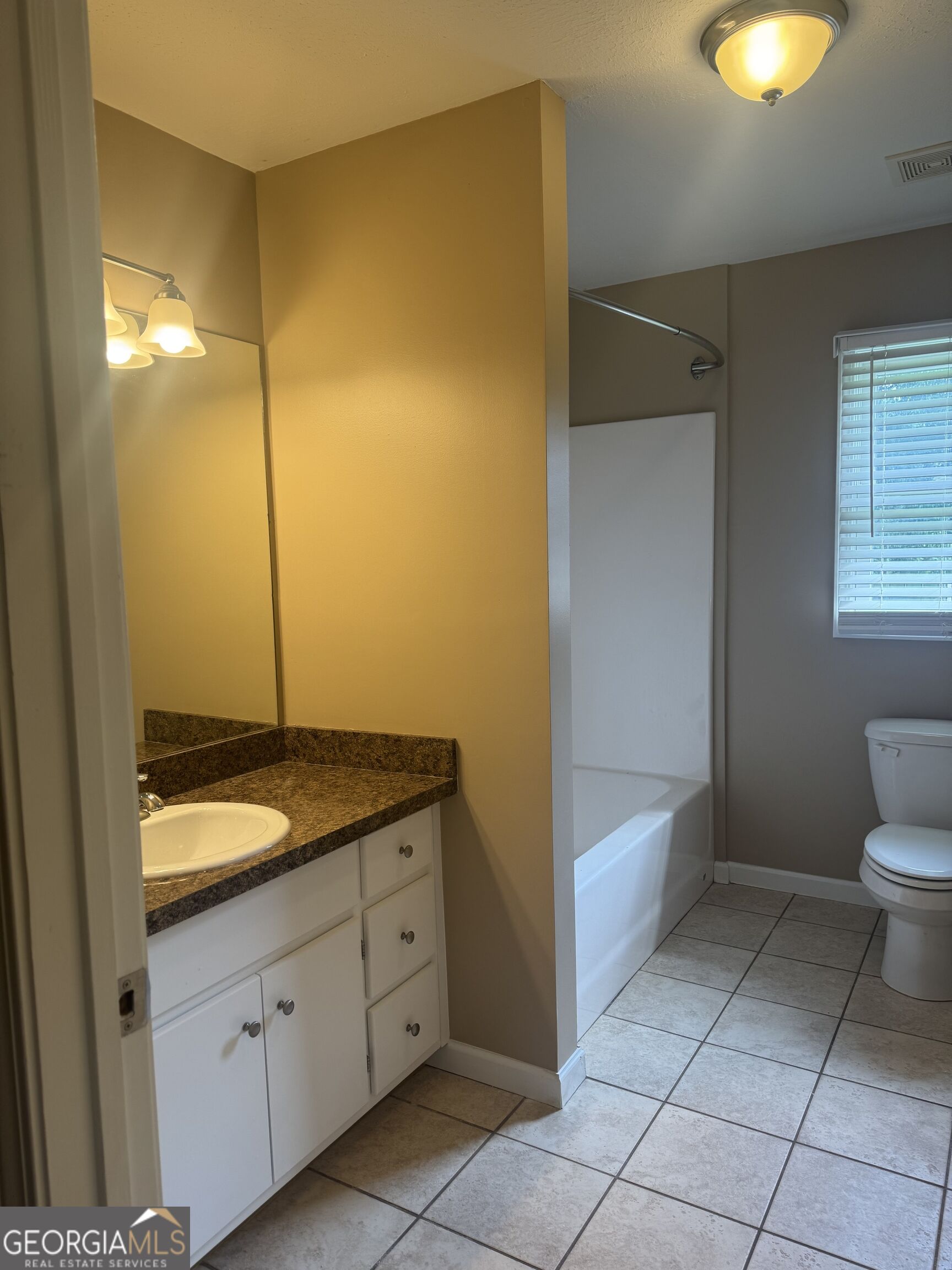 2722 Bold Springs Road Property Photo 9