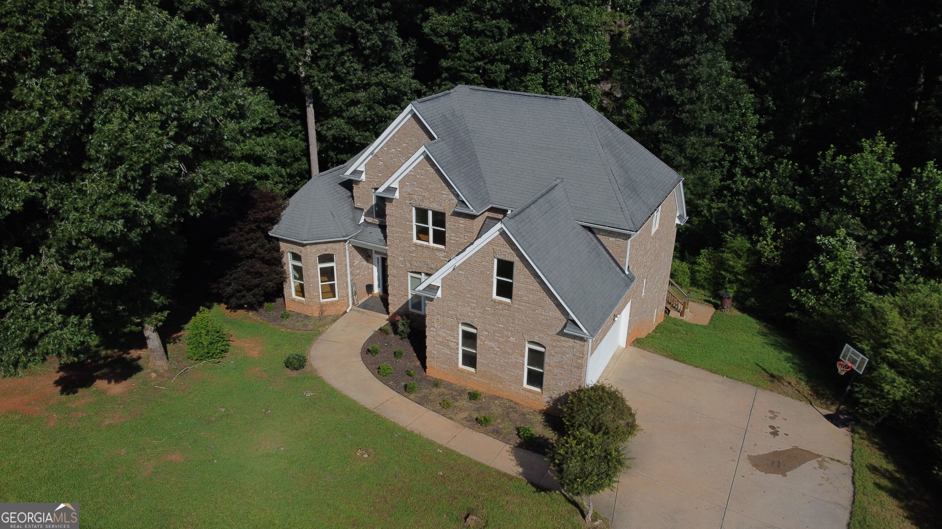 318 Waterford Circle Property Photo 7