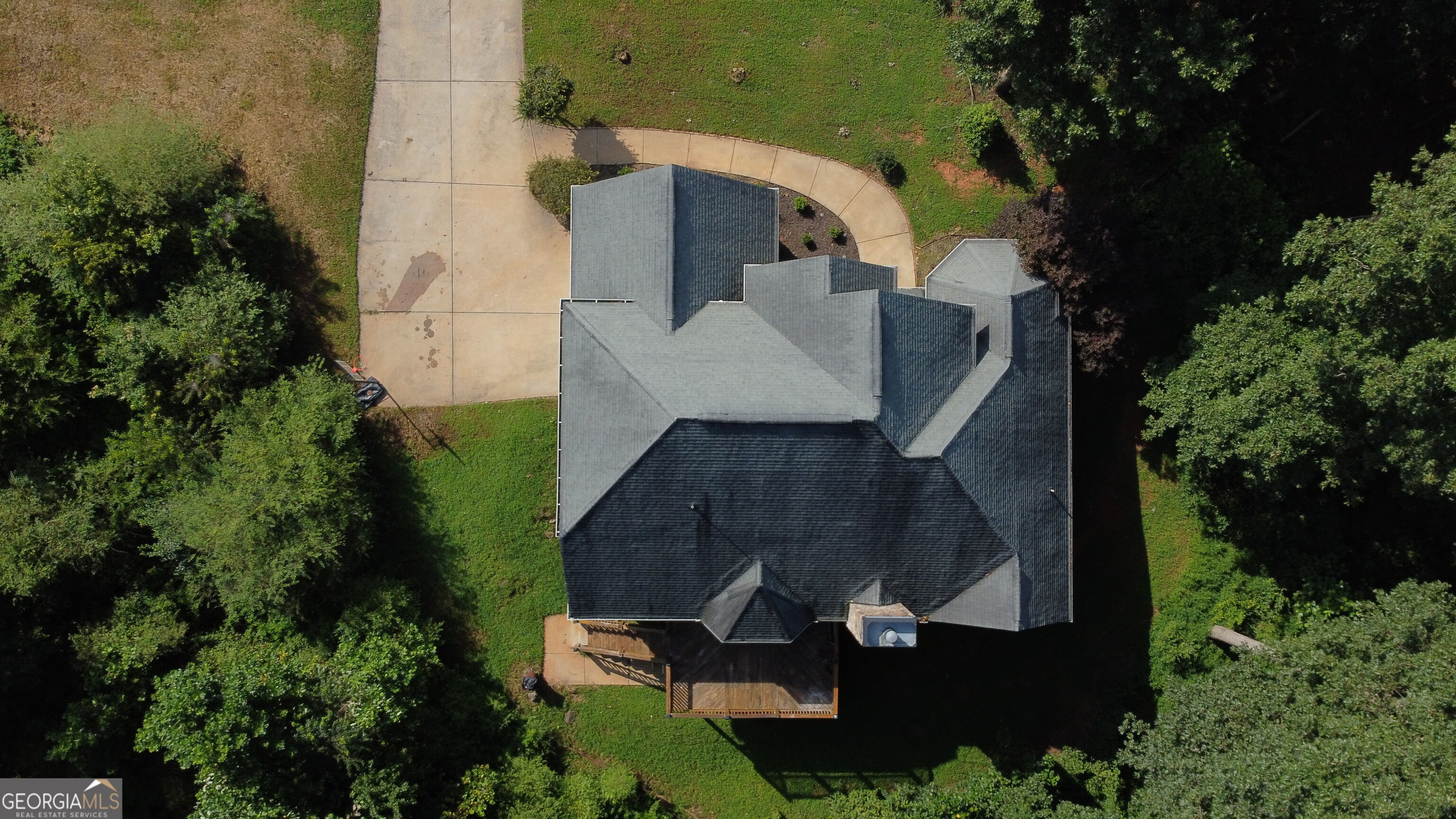318 Waterford Circle Property Photo 8