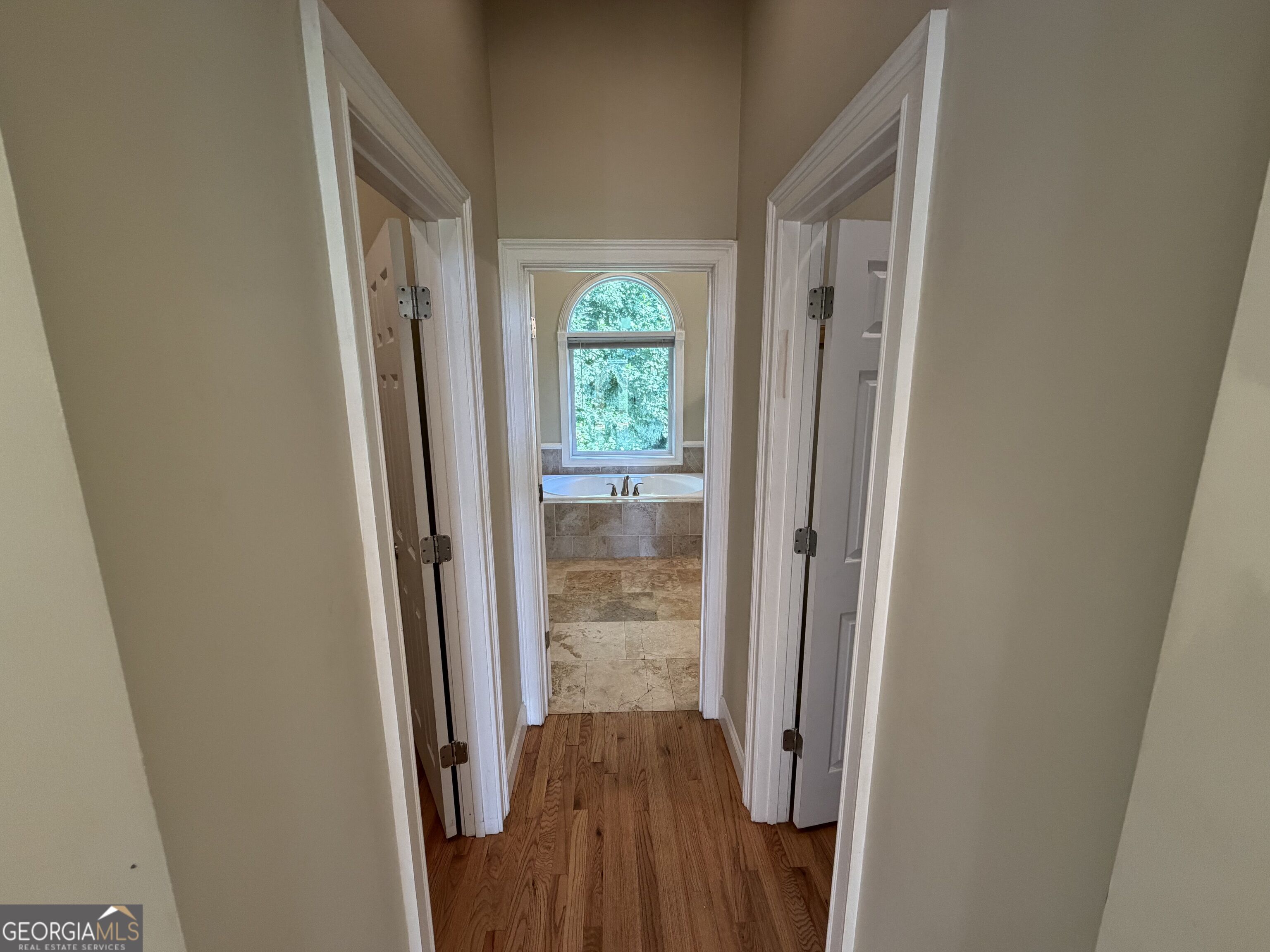 318 Waterford Circle Property Photo 12