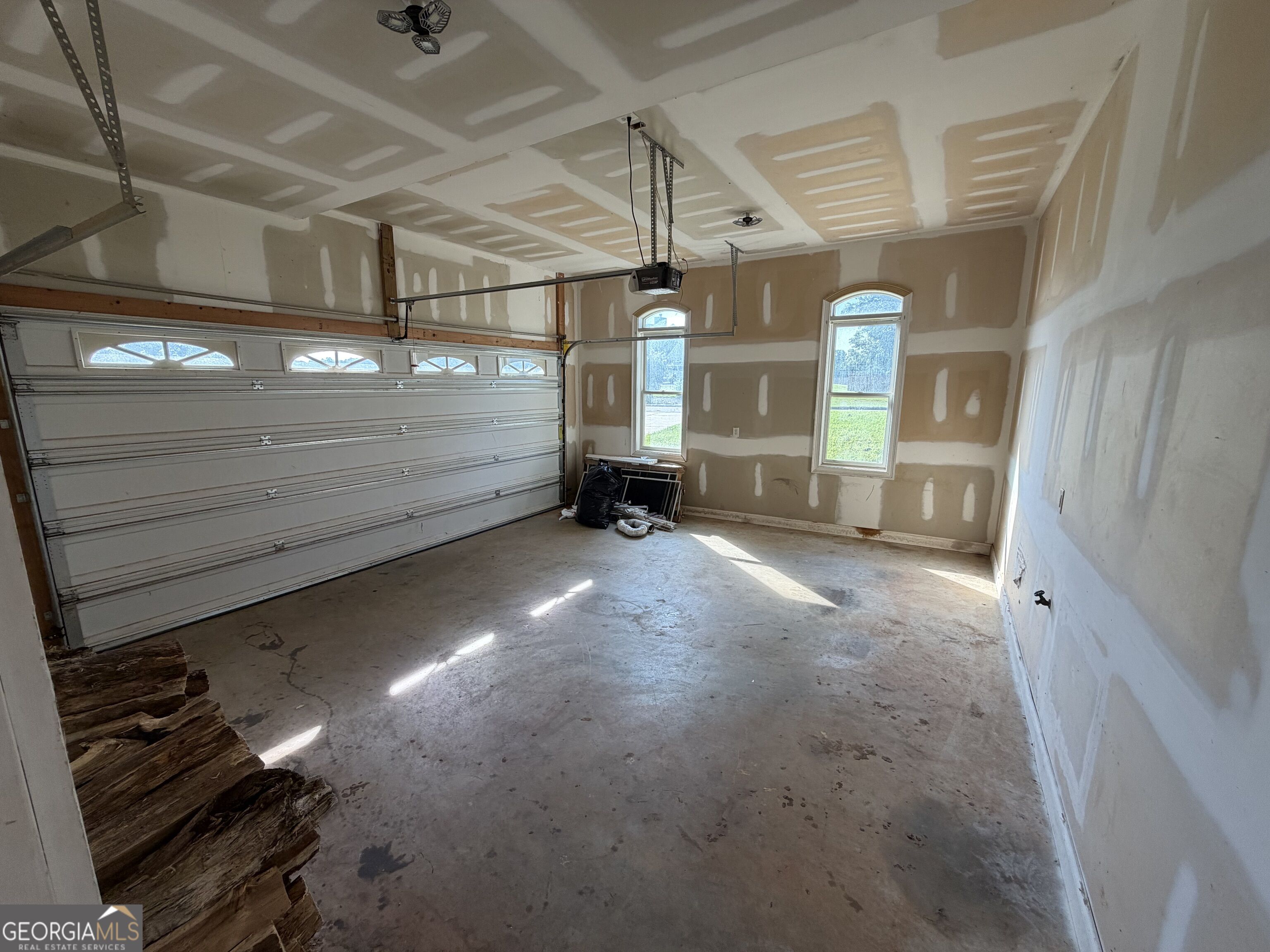 318 Waterford Circle Property Photo 23