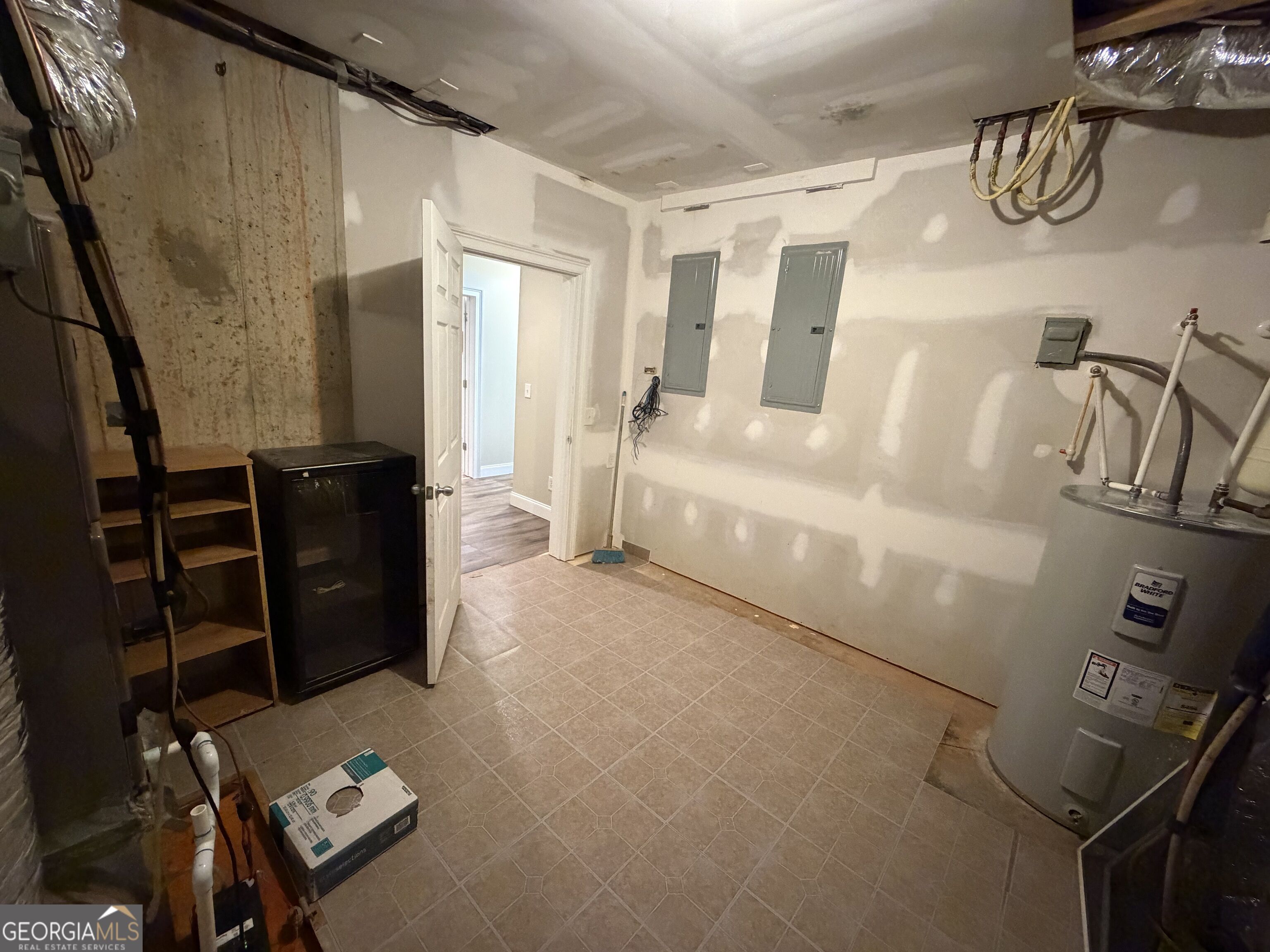 318 Waterford Circle Property Photo 39