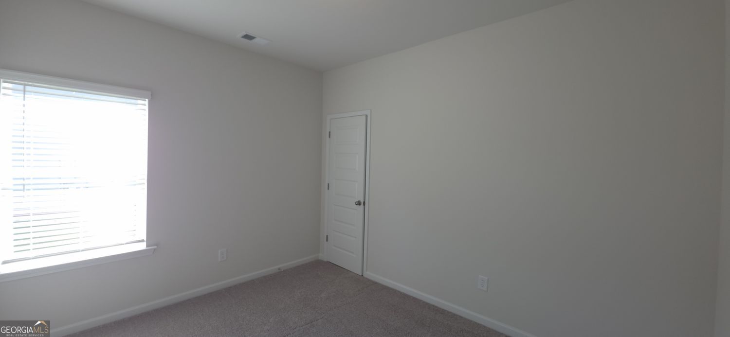 523 Grover Street Property Photo 15