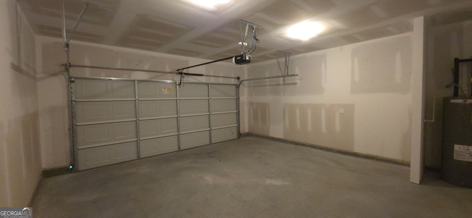 523 Grover Street Property Photo 16