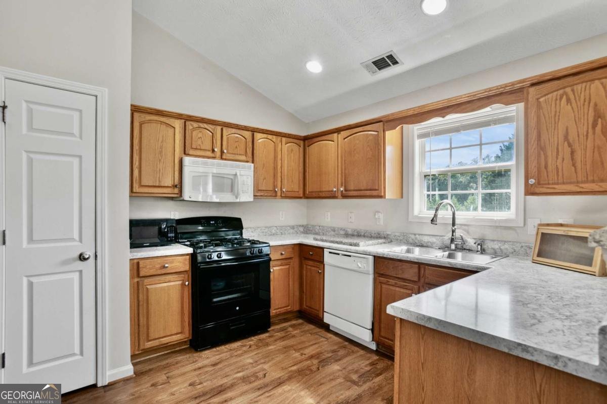 170 Shenandoah Drive Property Photo 10