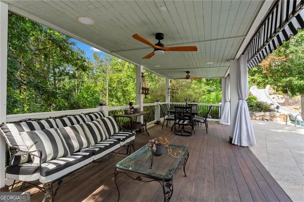 285 Old Hornage Road Property Photo 10