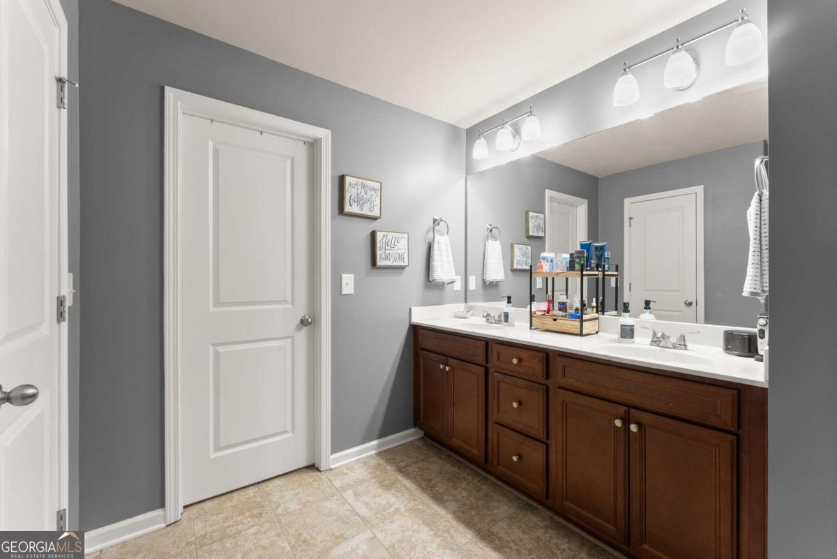 4510 Hidden Creek Drive Property Photo 27