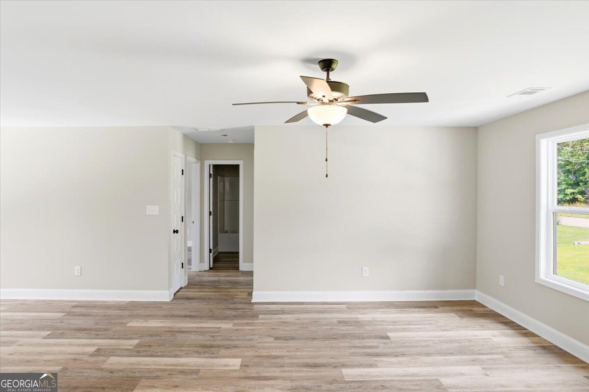 400 Woodhaven Road Property Photo 3
