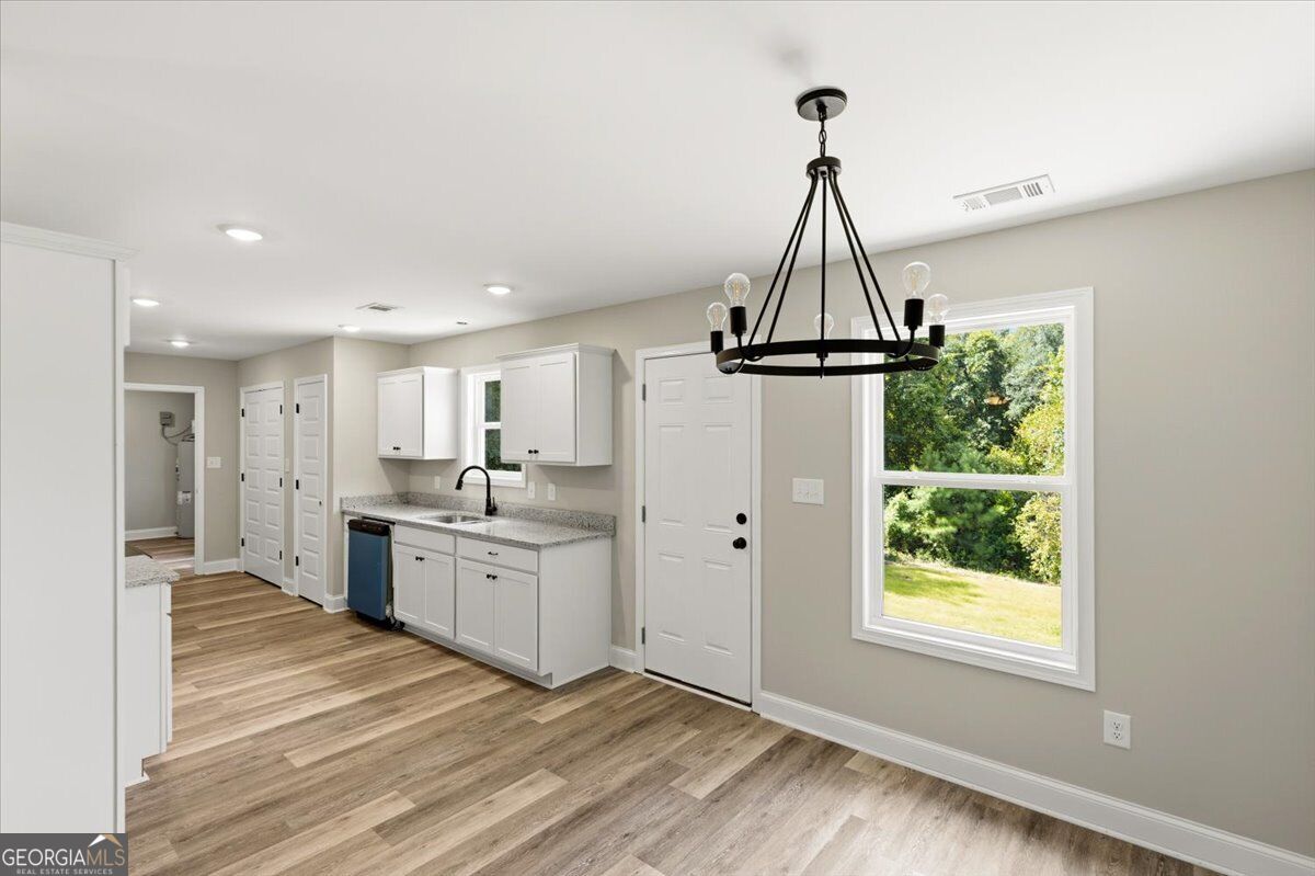 400 Woodhaven Road Property Photo 10