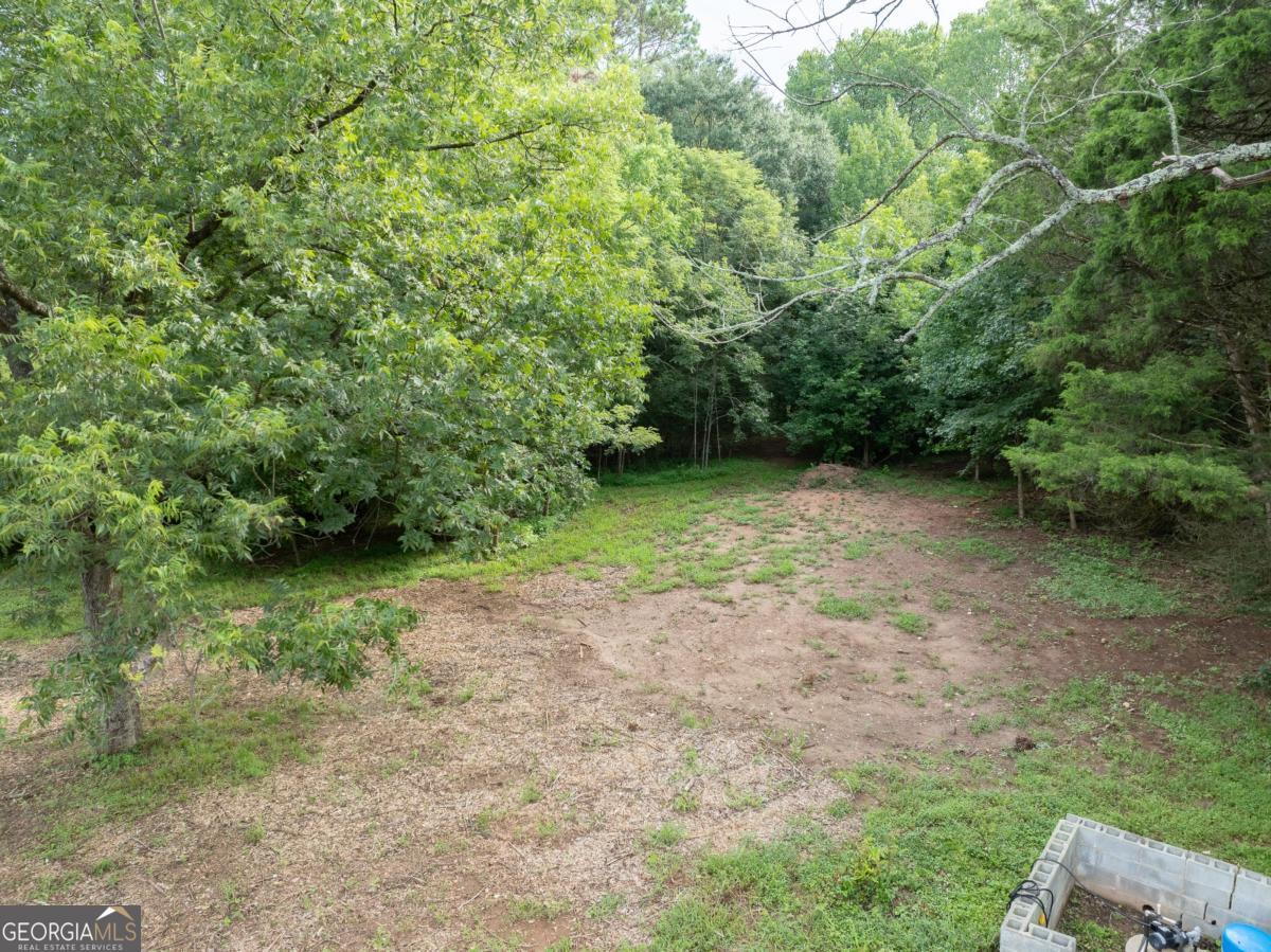 208 Arnold Road Se Property Photo 9