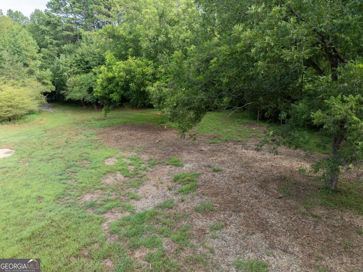 208 Arnold Road Se Property Photo 10