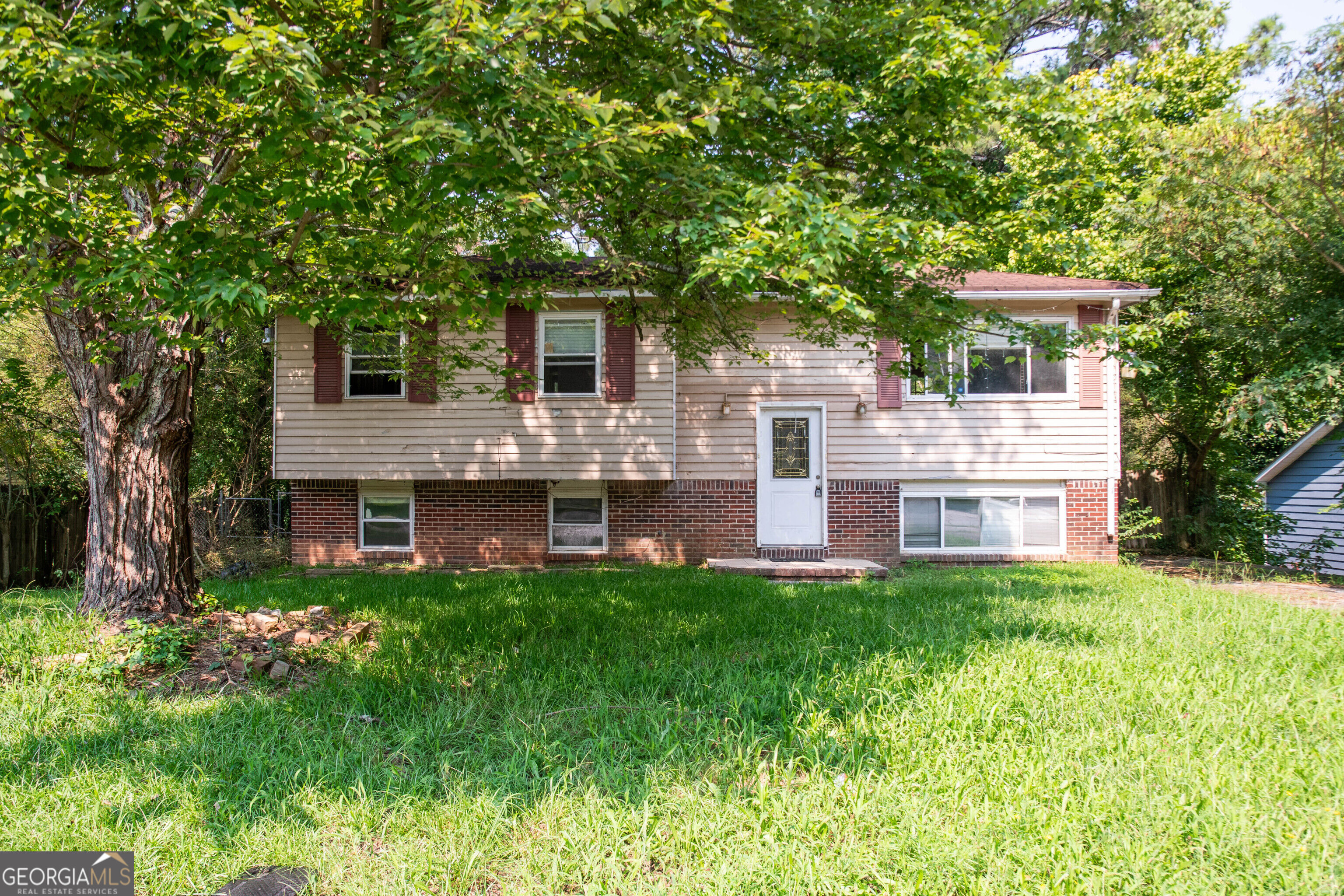 6281 Amherst Drive Property Photo 3