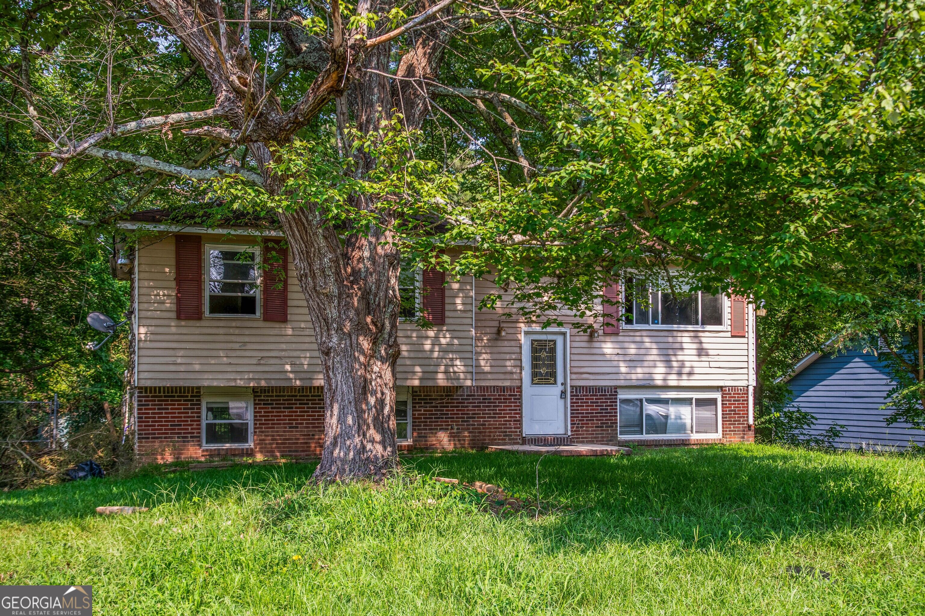 6281 Amherst Drive Property Photo 4