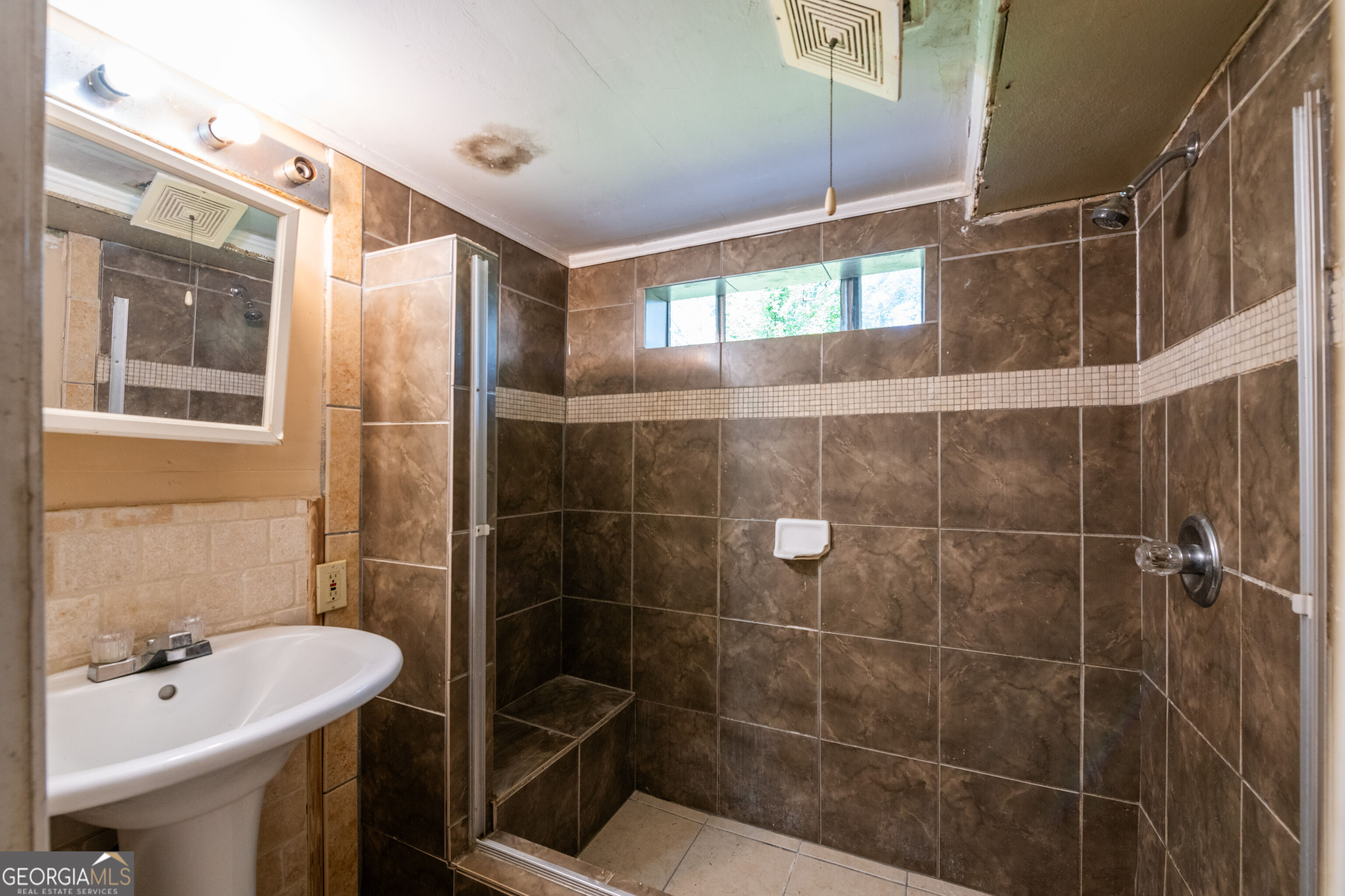 6281 Amherst Drive Property Photo 38