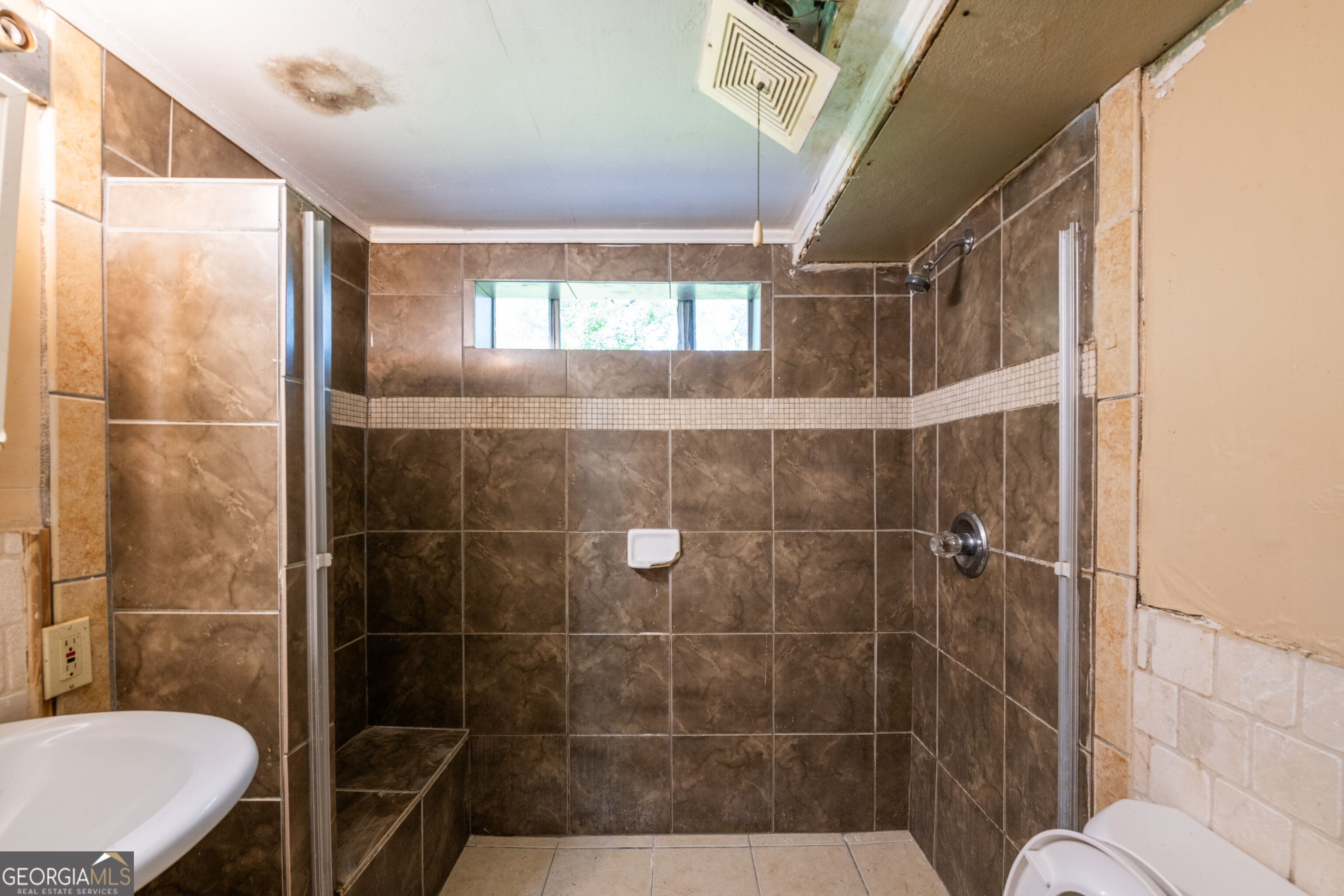 6281 Amherst Drive Property Photo 39