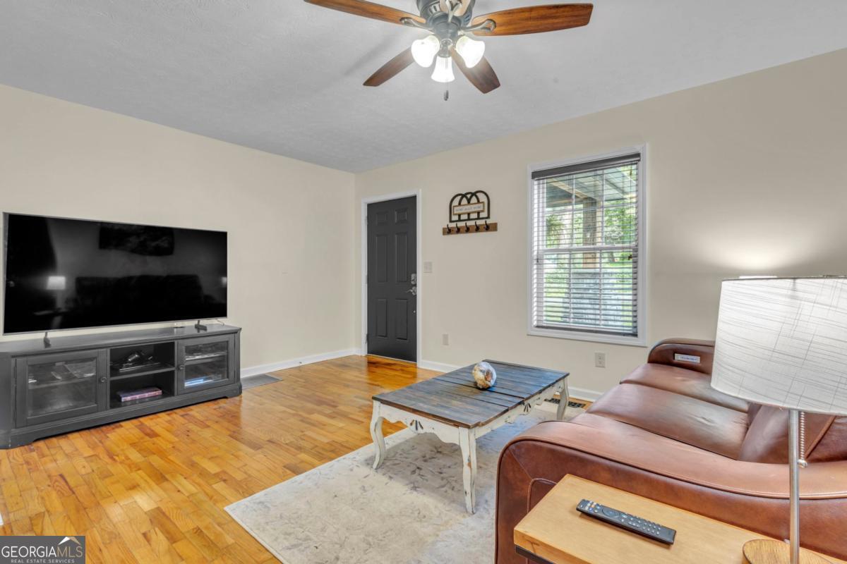 130 Sharp Street Property Photo 8