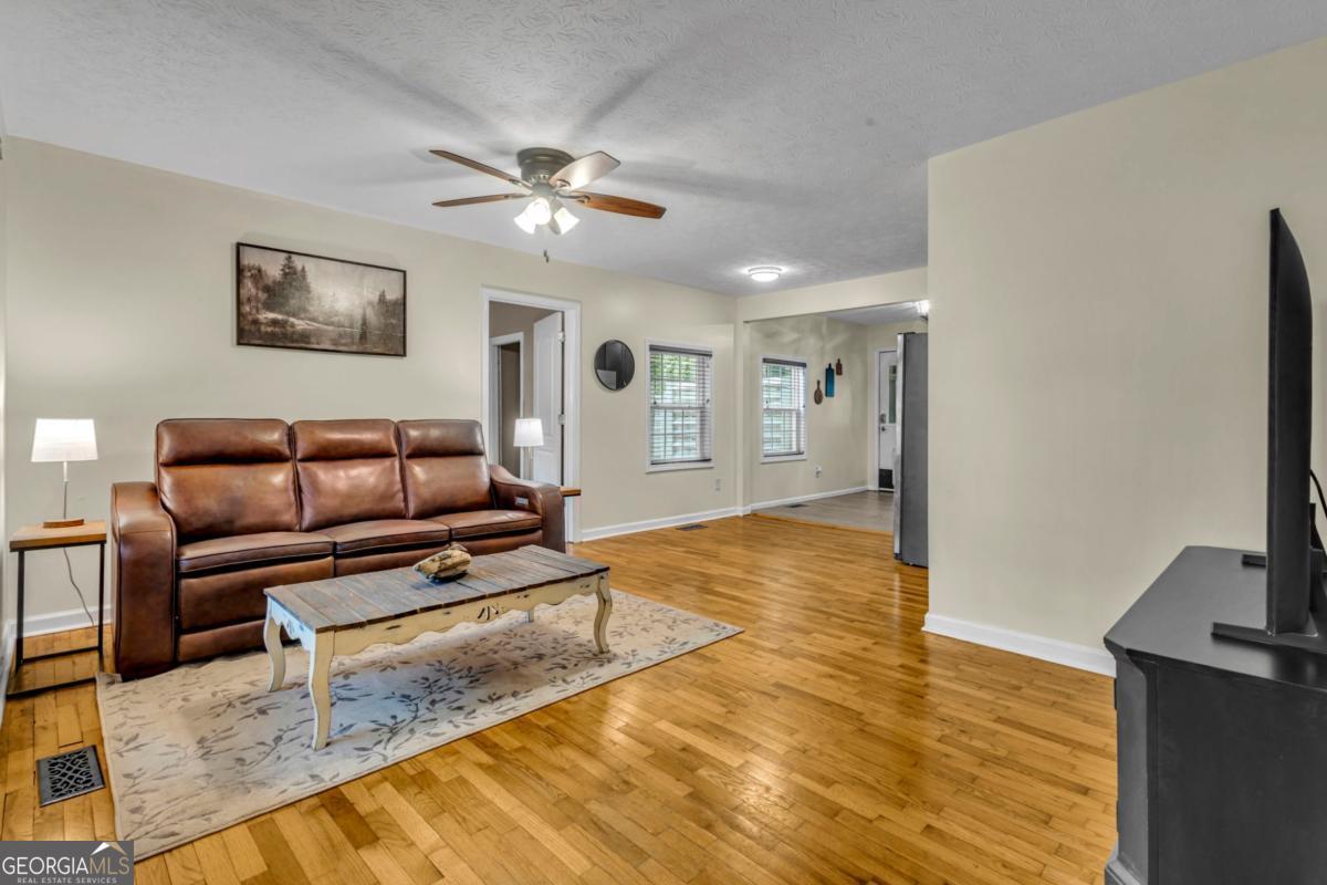 130 Sharp Street Property Photo 9