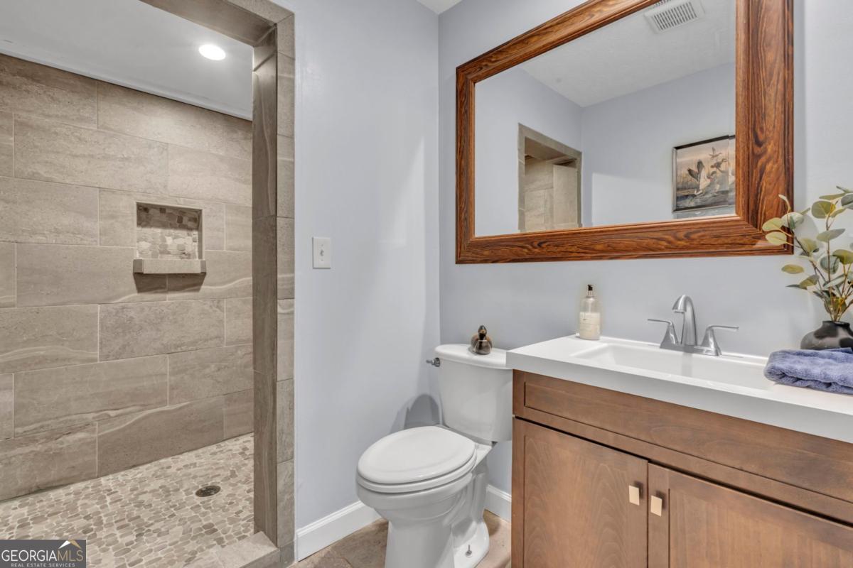 130 Sharp Street Property Photo 23