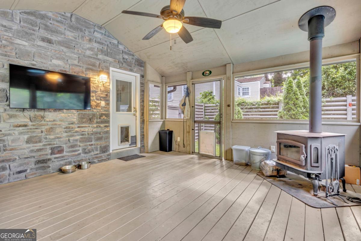 130 Sharp Street Property Photo 26