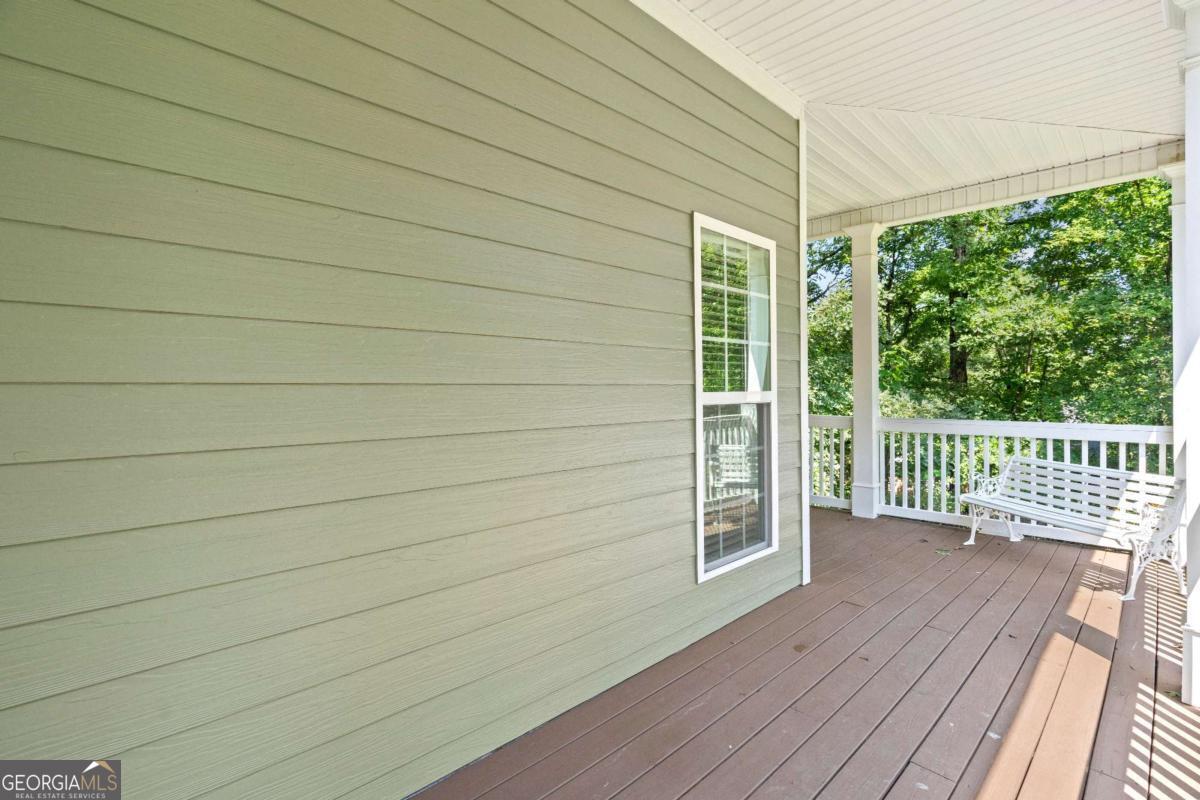 185 Thornwood Drive Se Property Photo 5