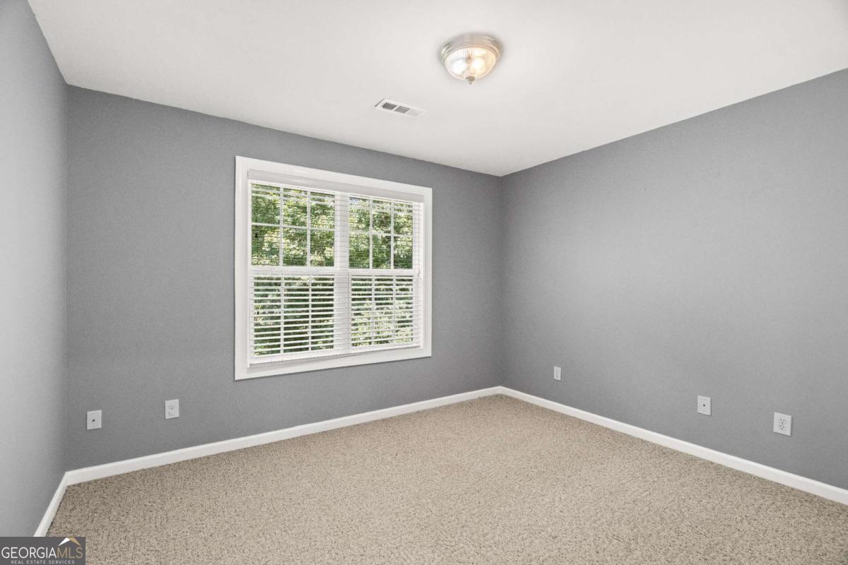 185 Thornwood Drive Se Property Photo 33