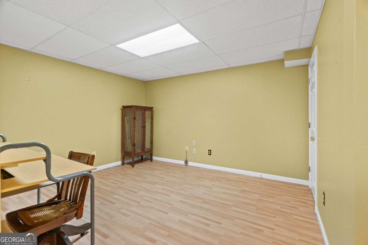 185 Thornwood Drive Se Property Photo 39