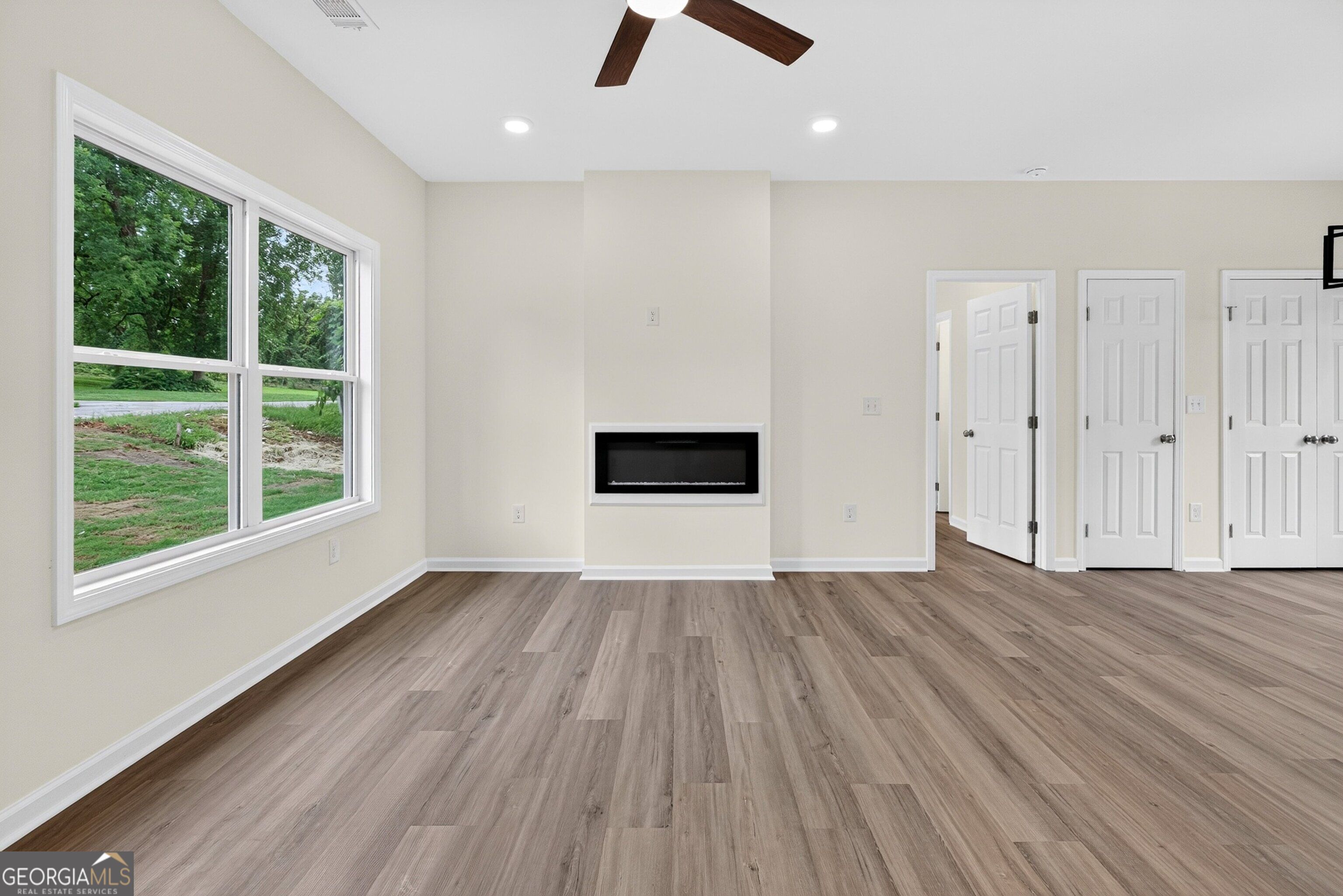 117 Ware Property Photo 6