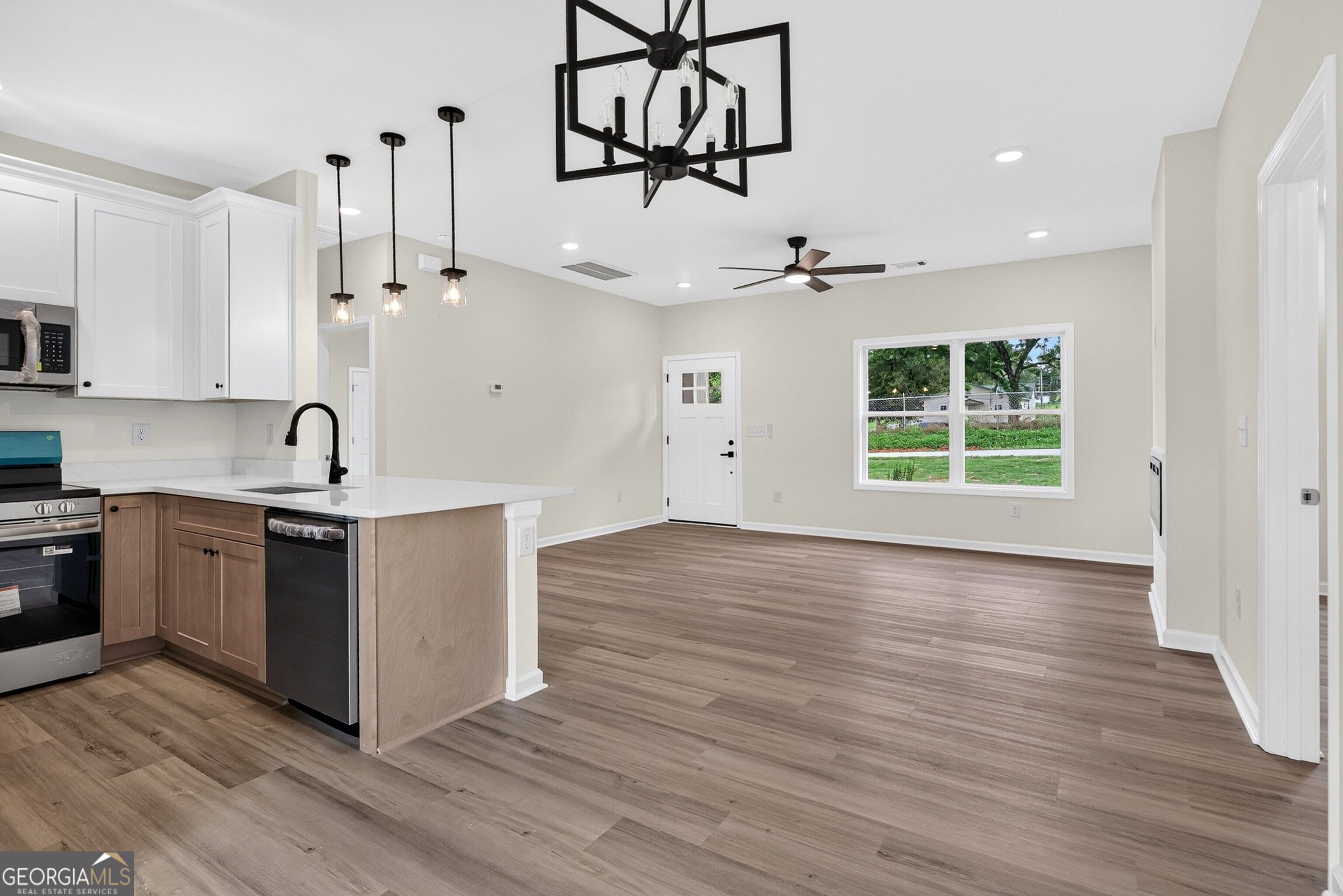 117 Ware Property Photo 7