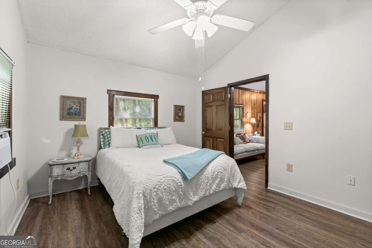 140 J R Road Ne Property Photo 19