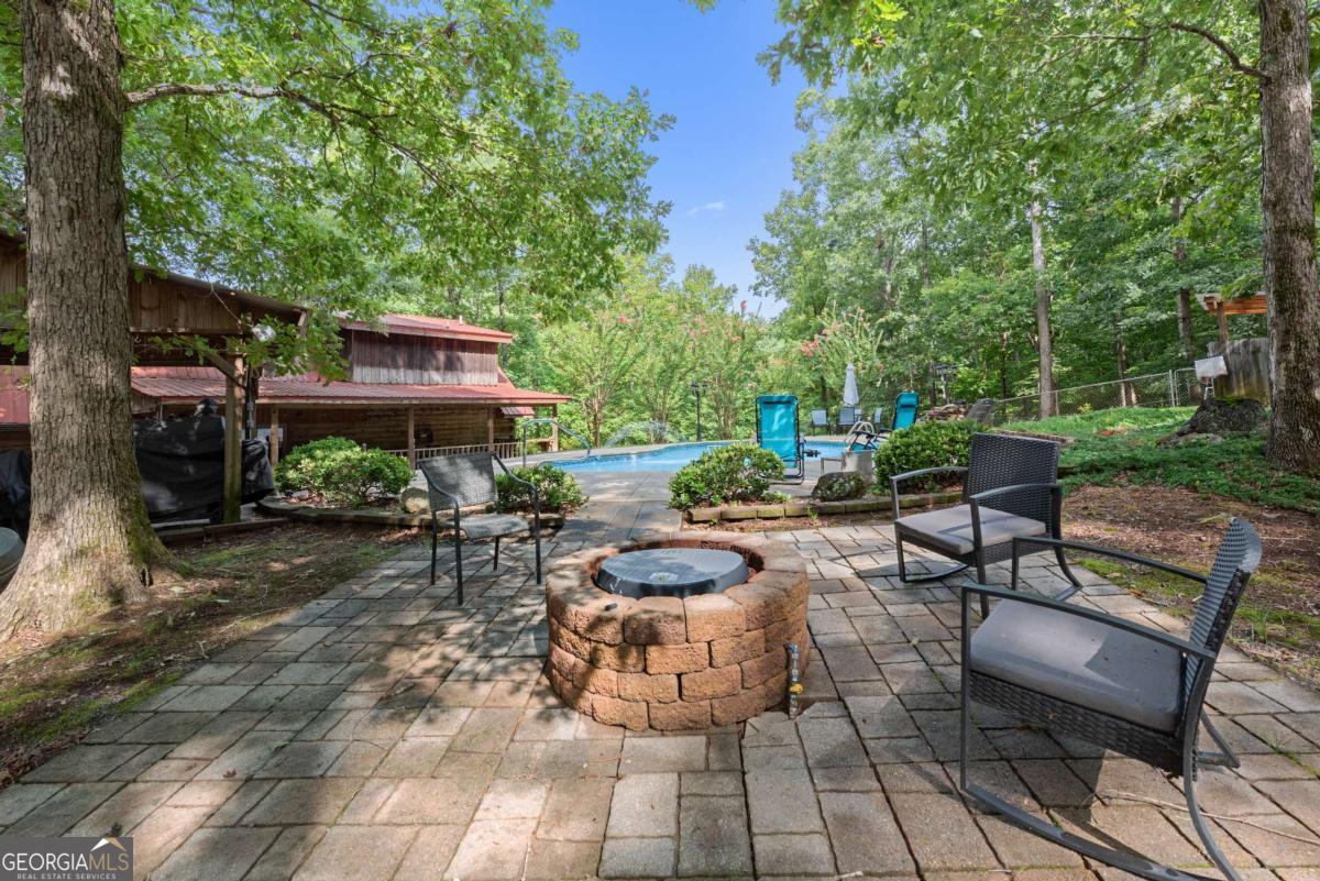 140 J R Road Ne Property Photo 45