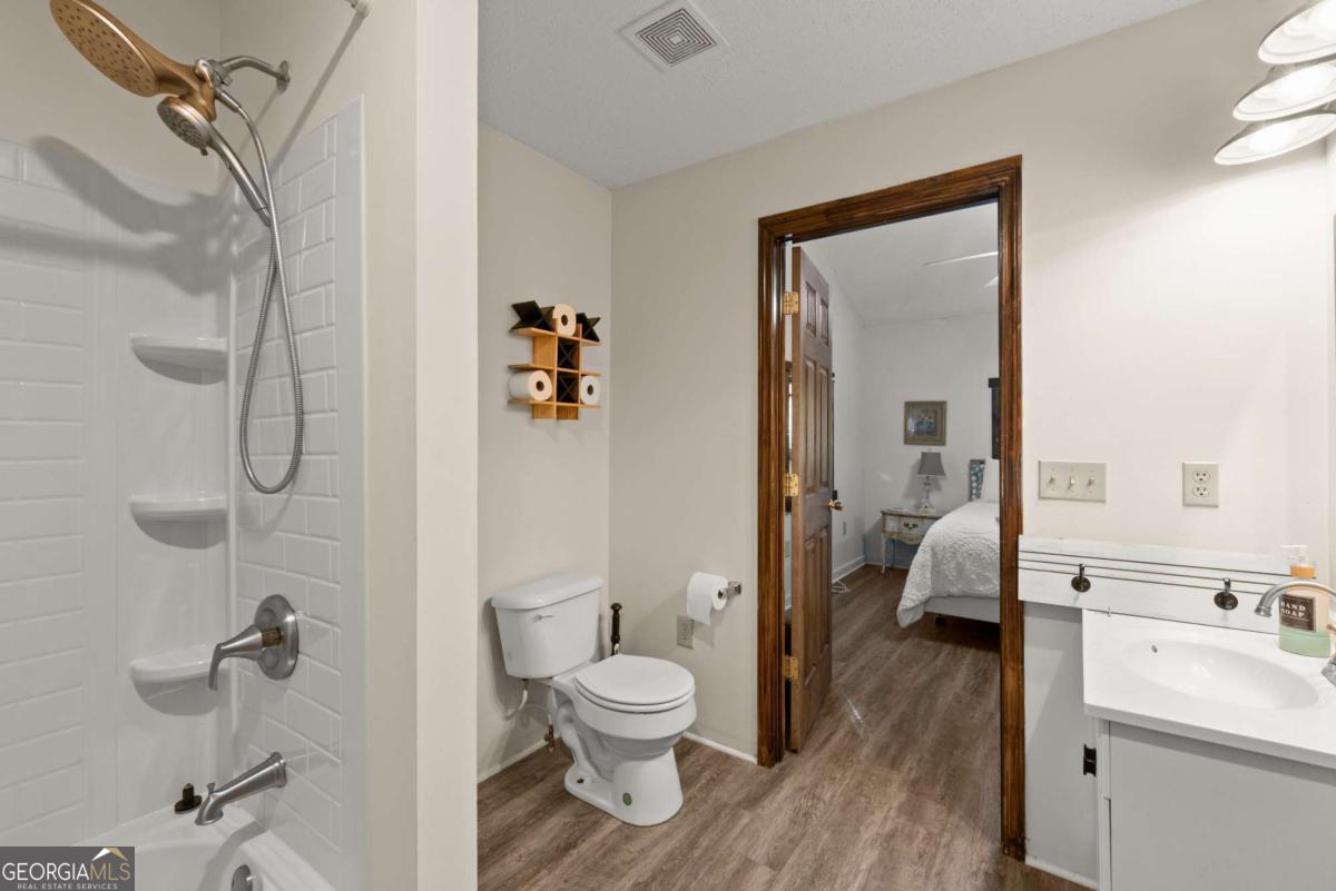 140 J R Road Ne Property Photo 72