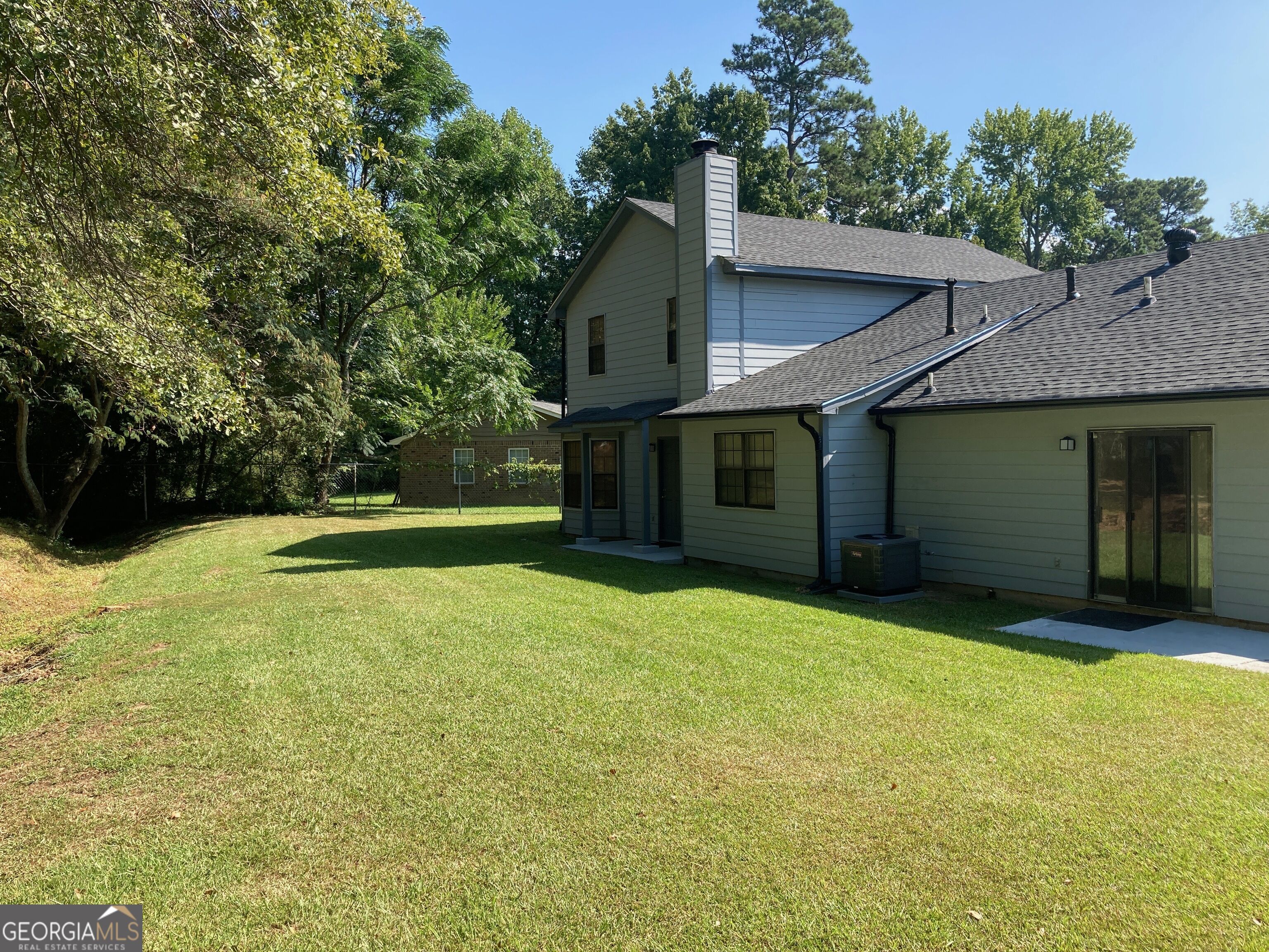 401 Riverbrook Court Property Photo 14