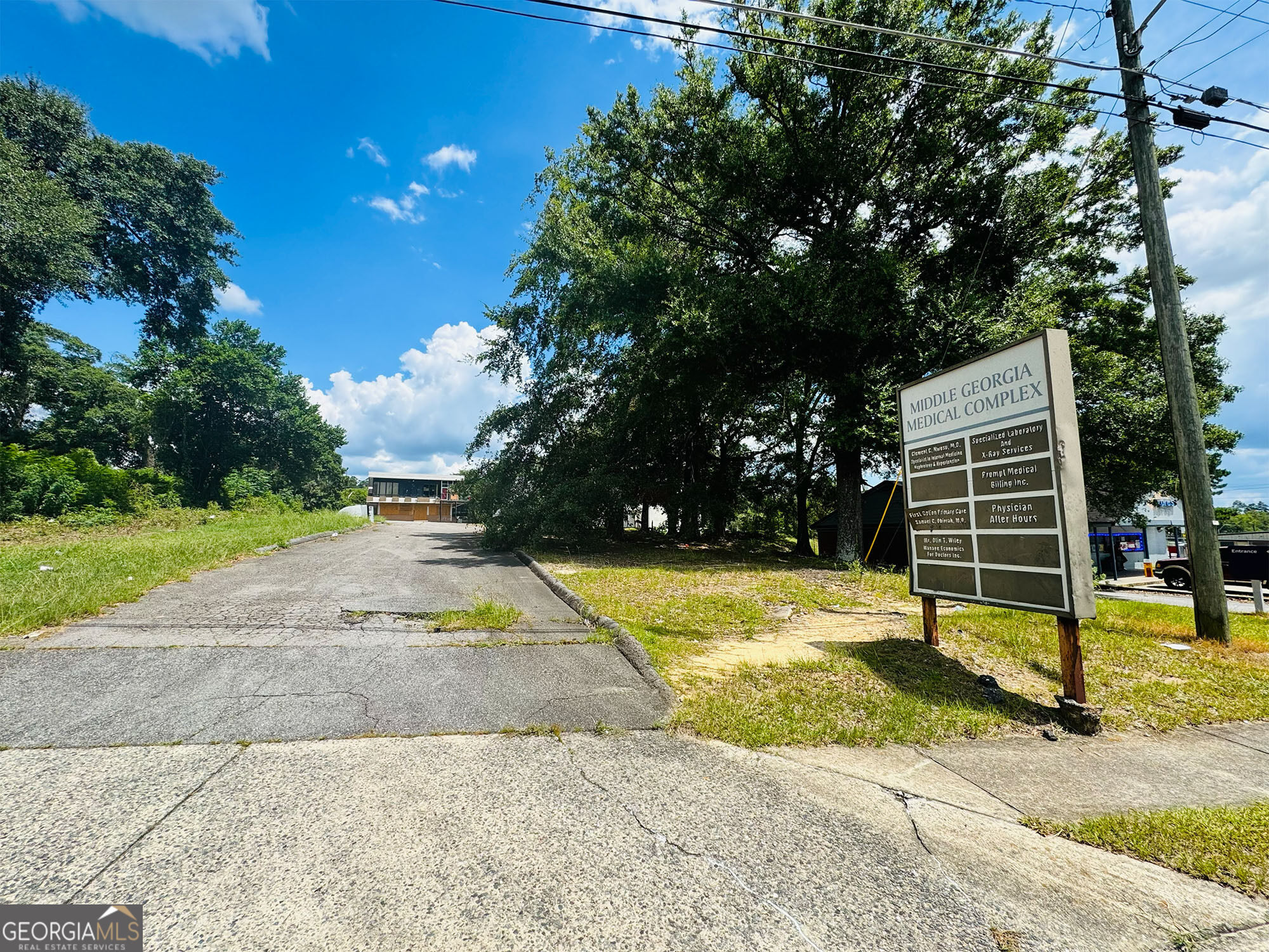 1122 Gray Highway Property Photo 5
