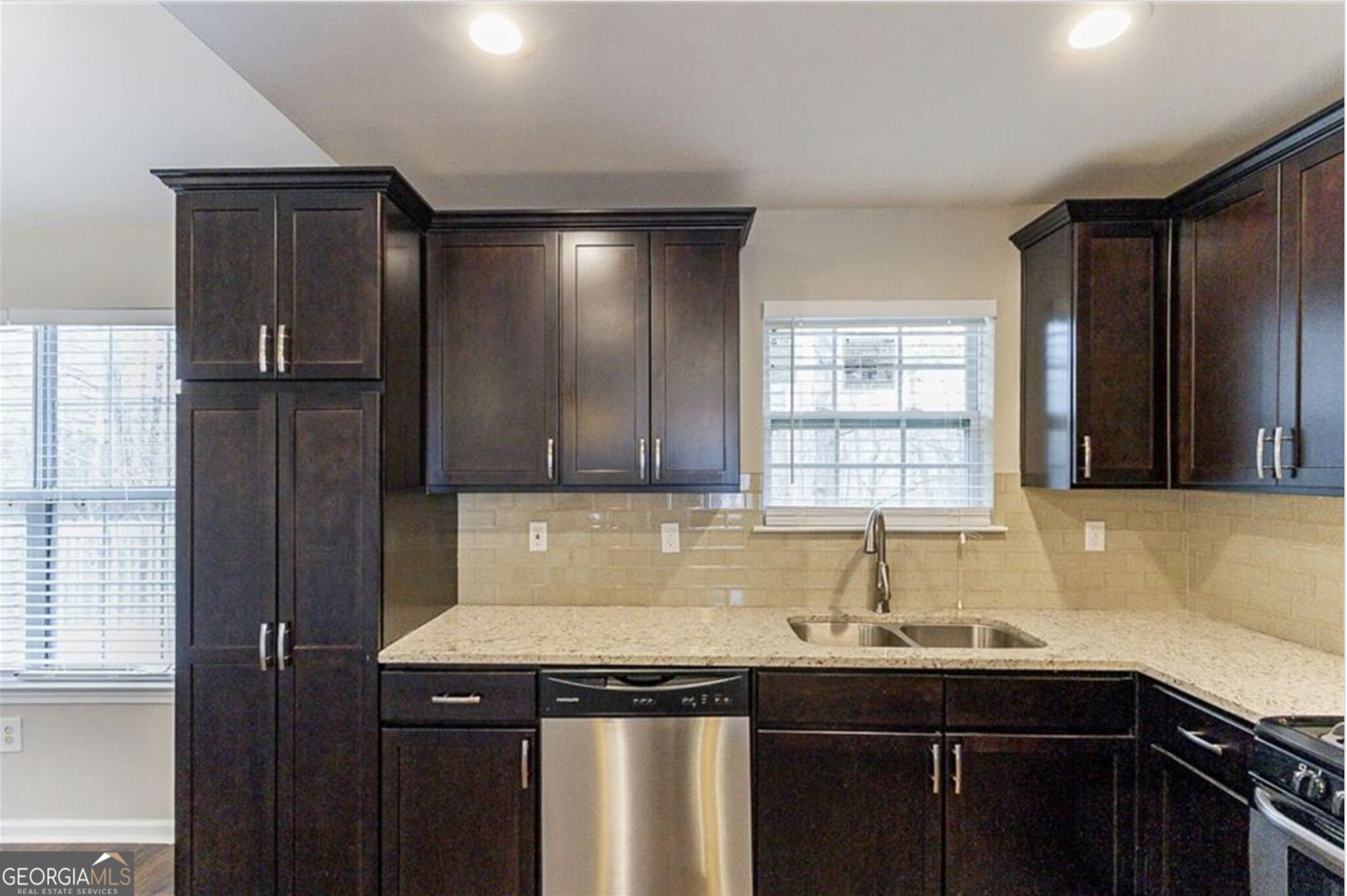 3886 Waldrop Hills Drive Property Photo 8